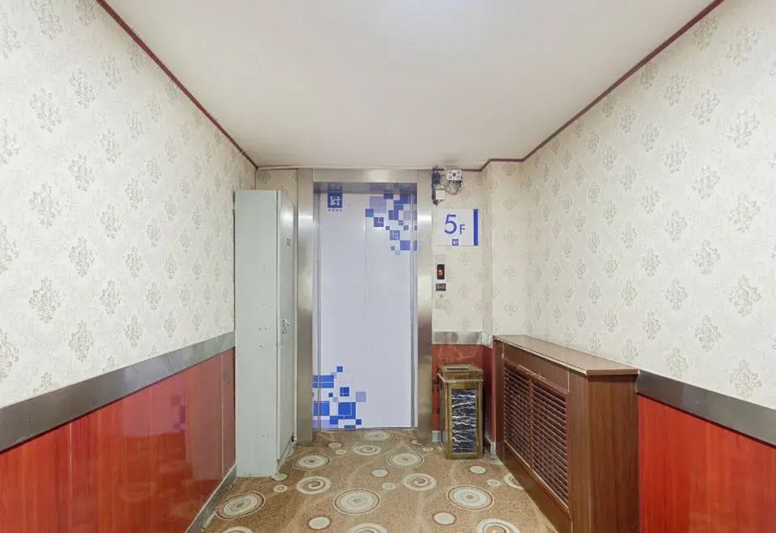 XinYuHaoHotel（formerlyOrientalPearlHotel）