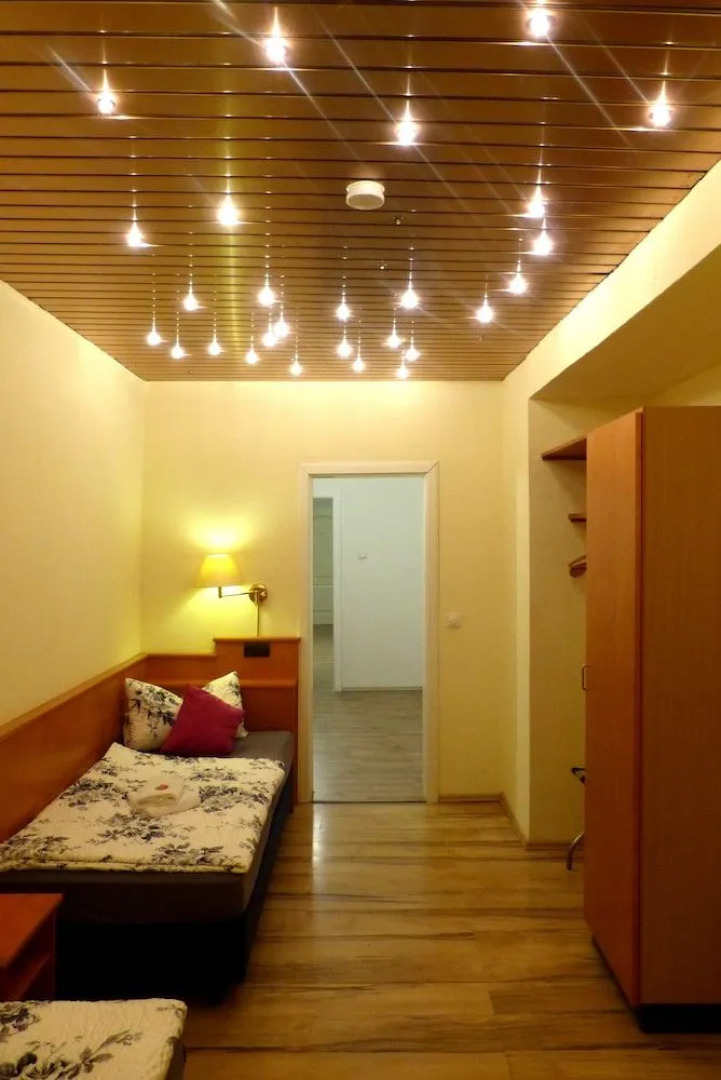 Messe-Zimmer TuS-Treff