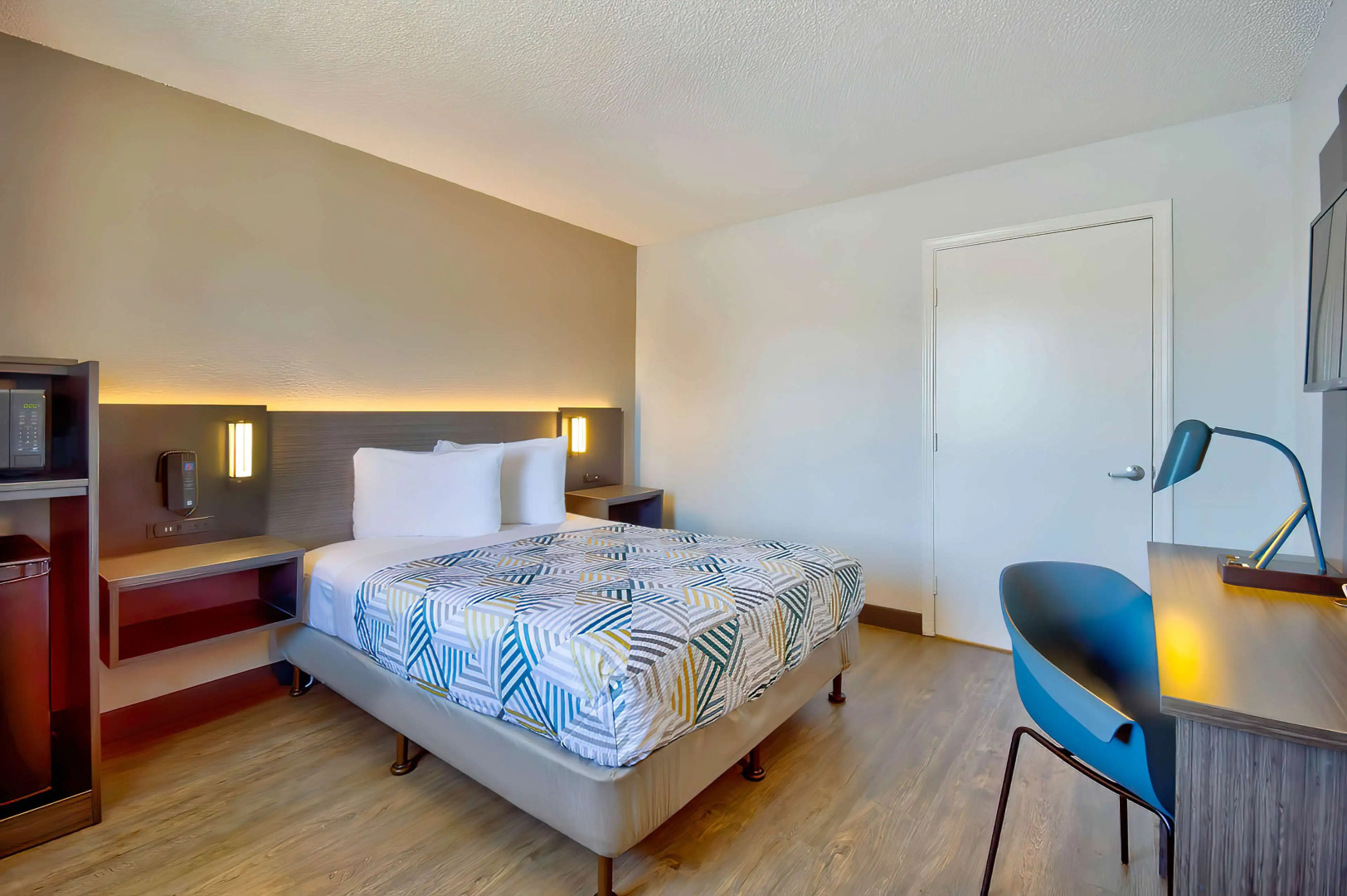 Motel 6 Vallejo, CA - Six Flags West