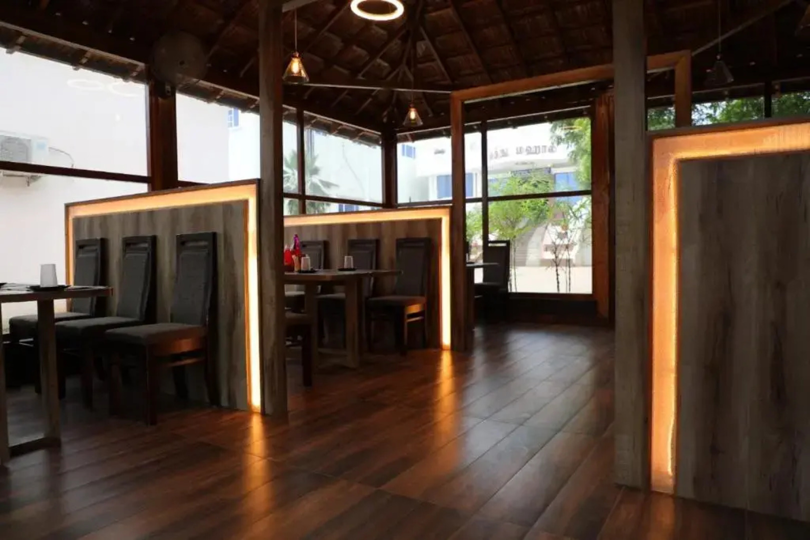 Muthu mahal Hotel dream world