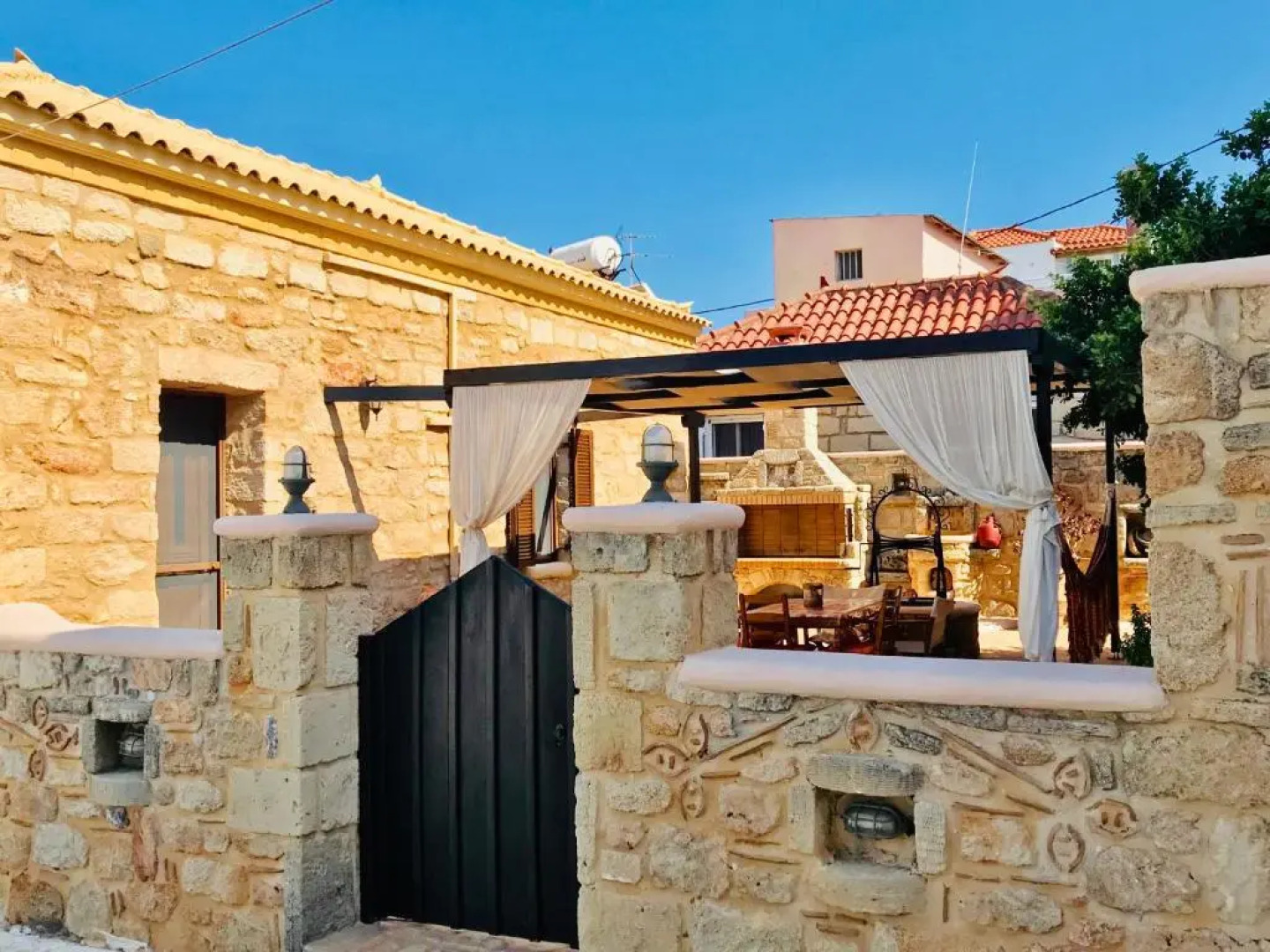 Christakos stone house Elafonisos