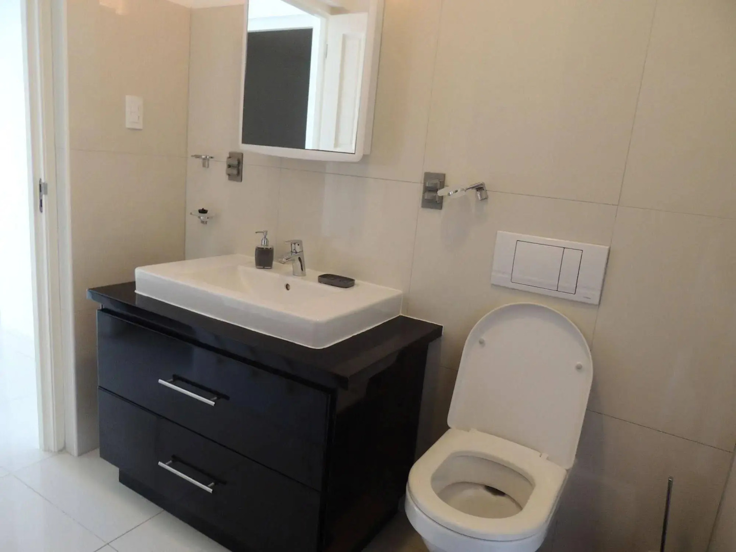 Sun Sea Sleep Apartments