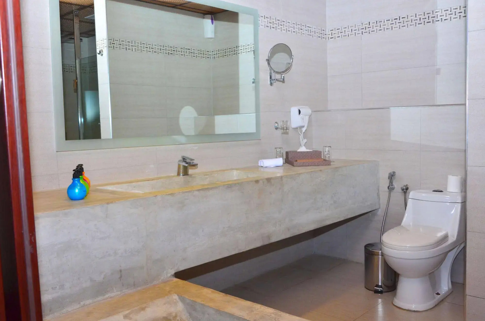 Lavanga Resort & Spa