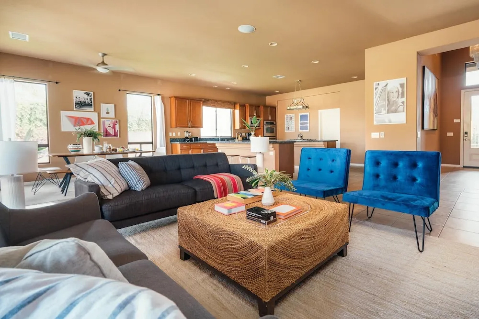 Whispering Palms by AvantStay | WALK TO COACHELLA | Pool & Hot Tub | Sleeps 16!