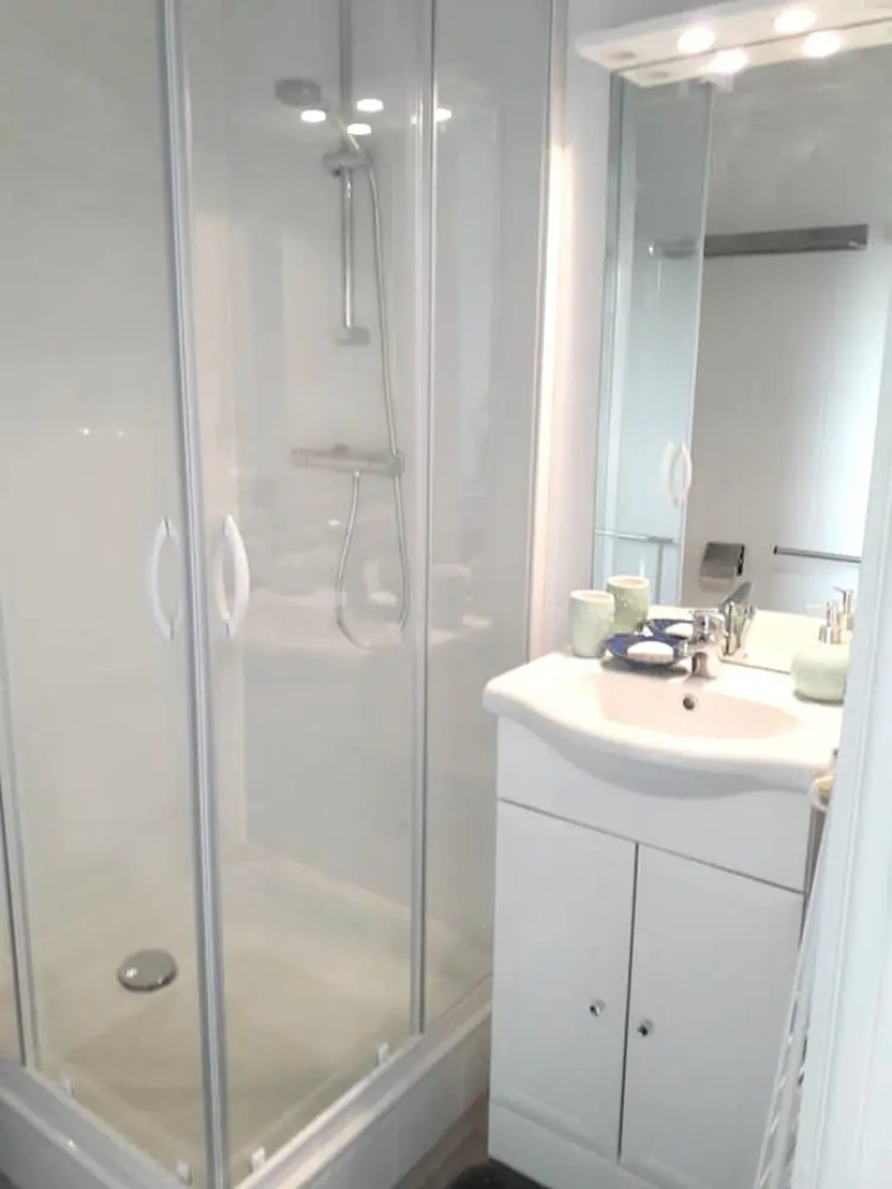 Studio in Saint-brieuc, With Furnished Balcony and Wifi