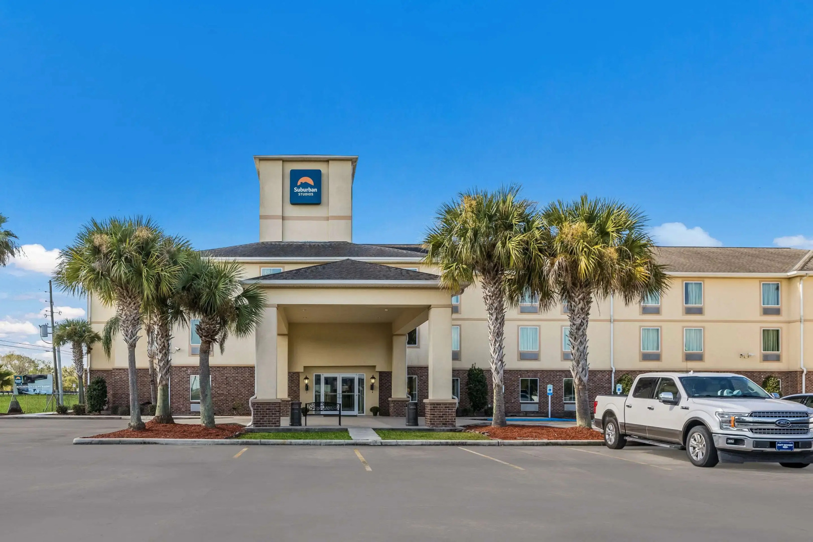 Suburban Studios Berwick - Morgan City