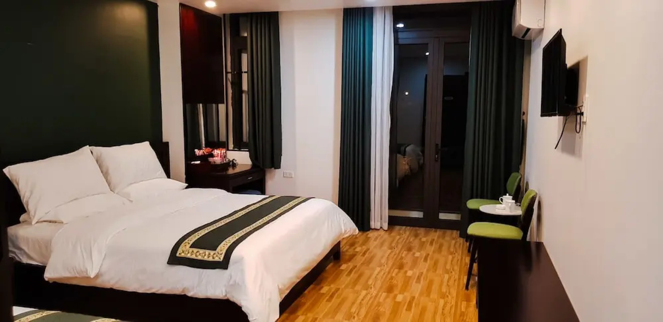 Khang Nhiên Hotel