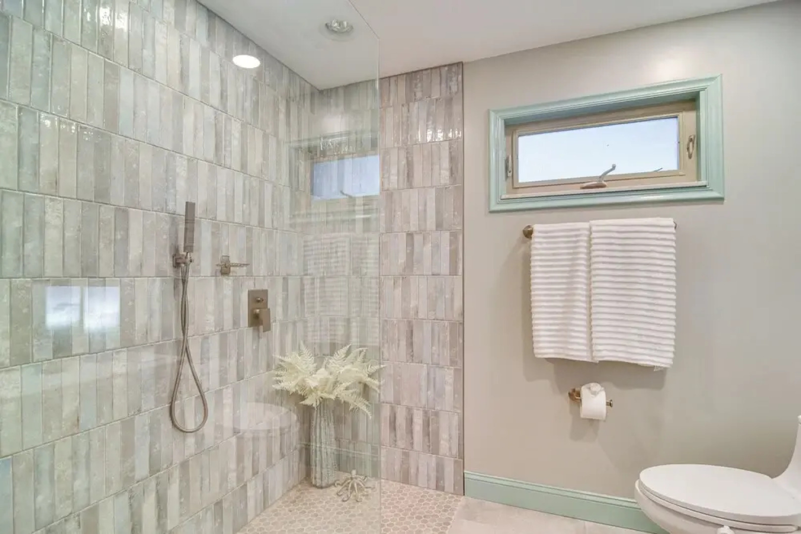 Prime Largo Vacation Rental w/ Lanai & Pool!