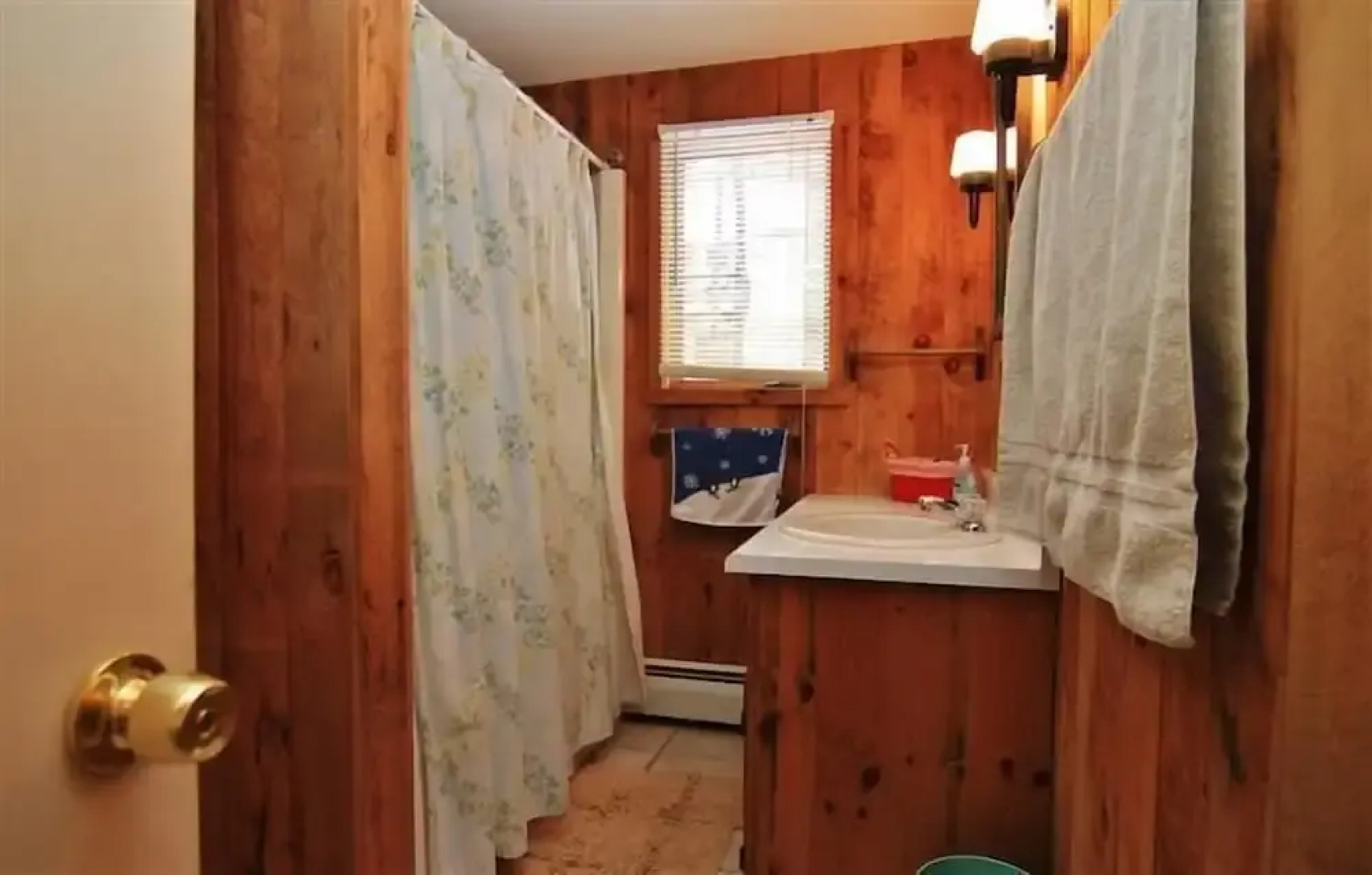 South Londonderry Home, Walk to Magic Mtn Ski Area