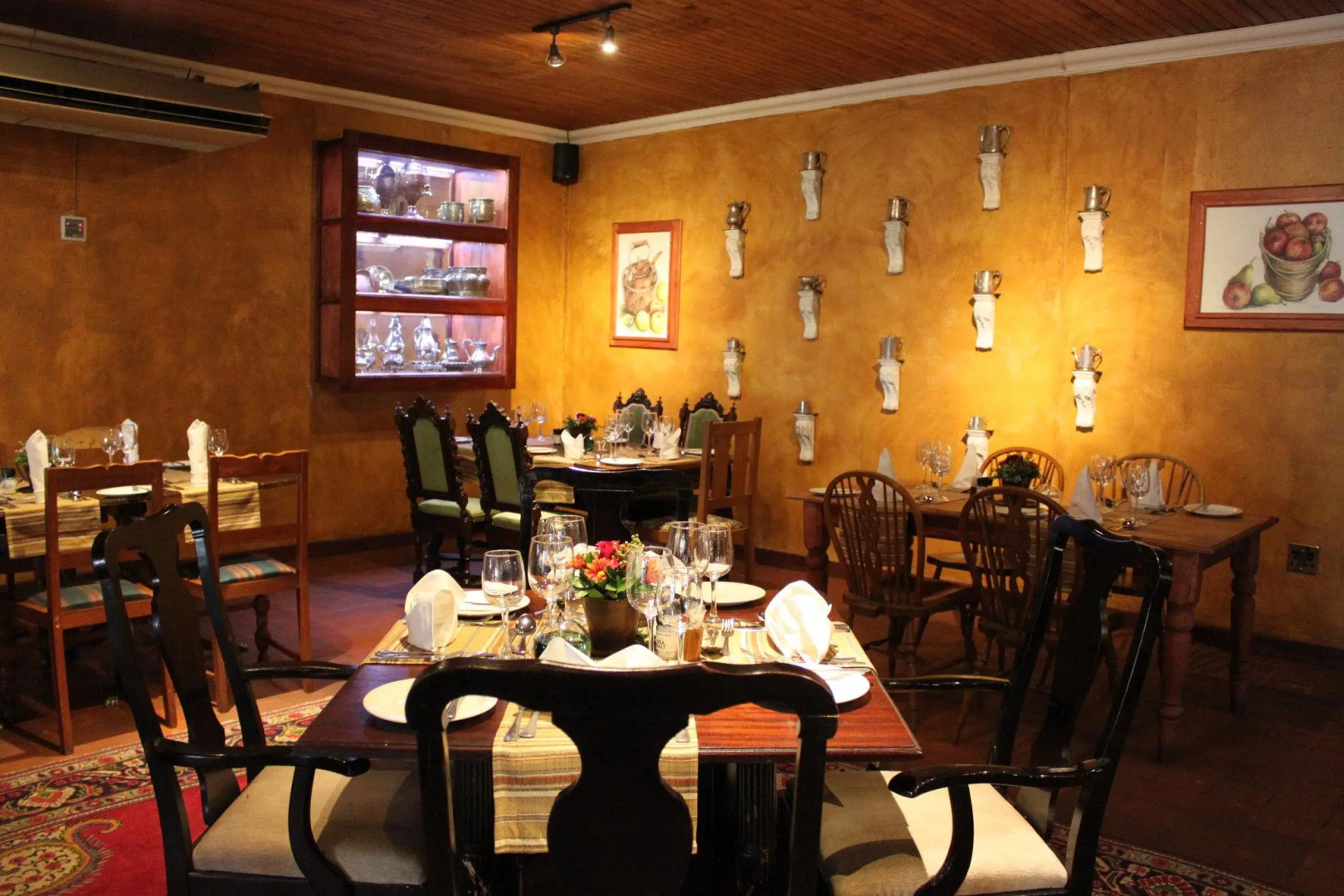 Misty Hills Country Hotel