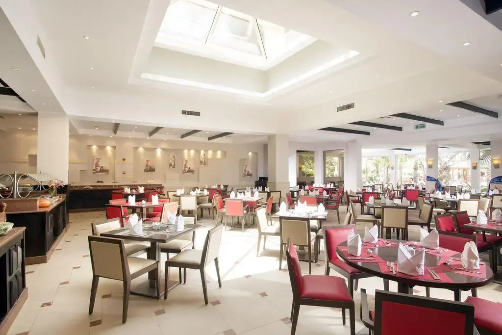 Swiss Inn Pyramids Golf Resort & Swiss Inn Plaza