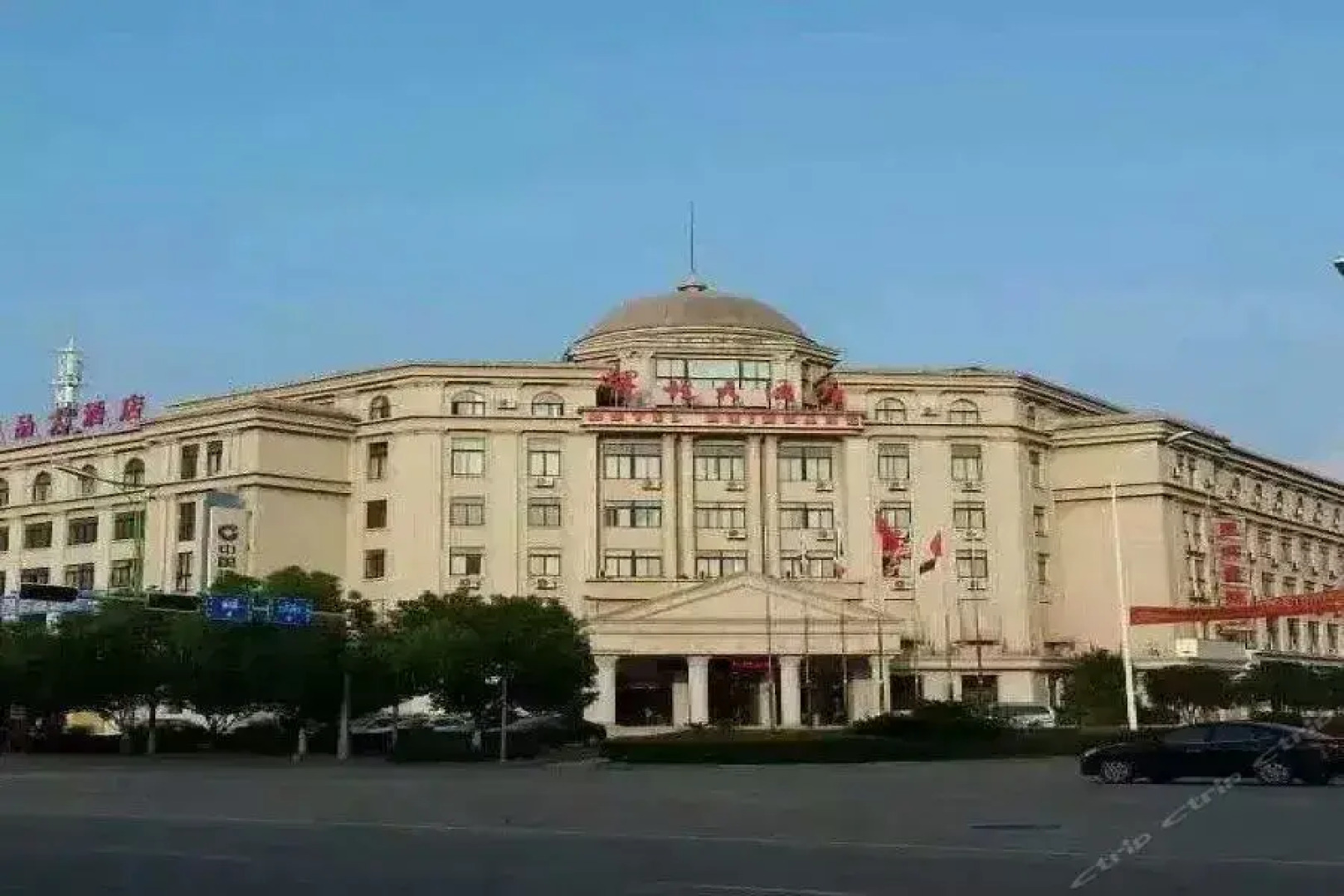 丽水雅苑精品大酒店