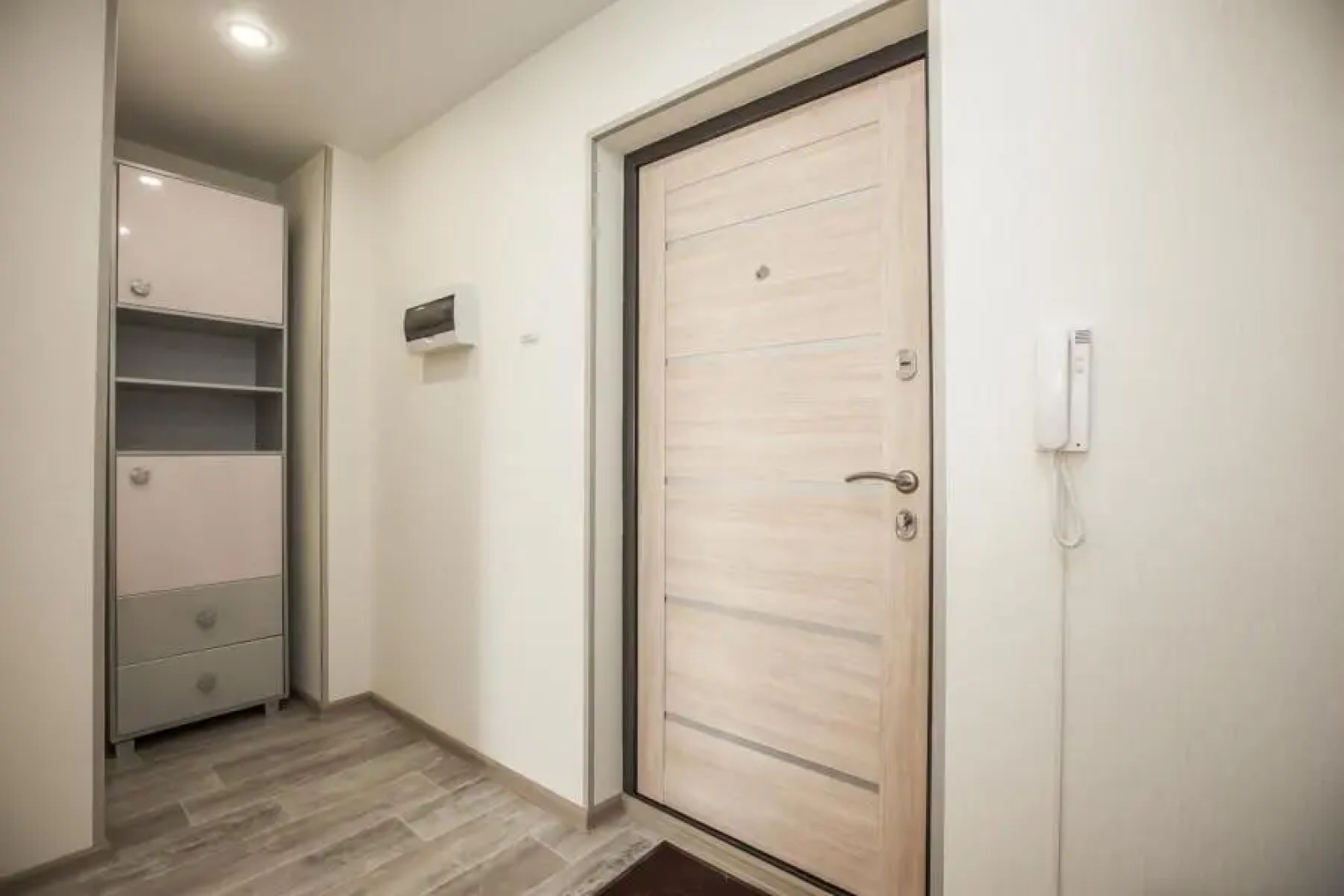 EasyRent (ИзиРент) на улице Ленинградская 68