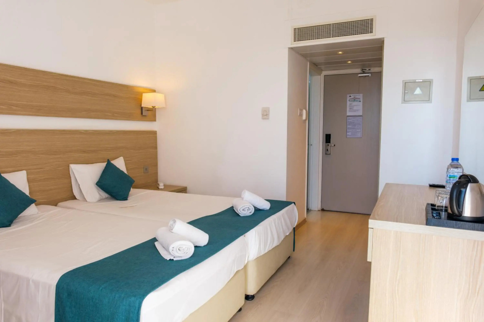 Kapetanios Bay Hotel Protaras