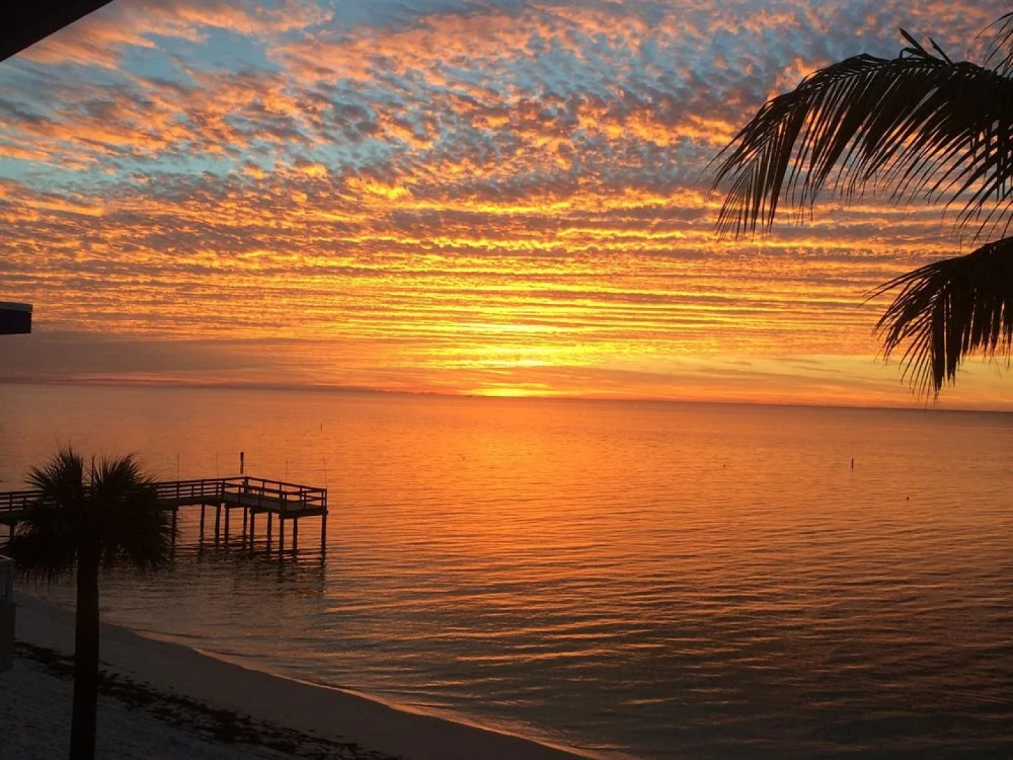 Cabana Breezes Suites