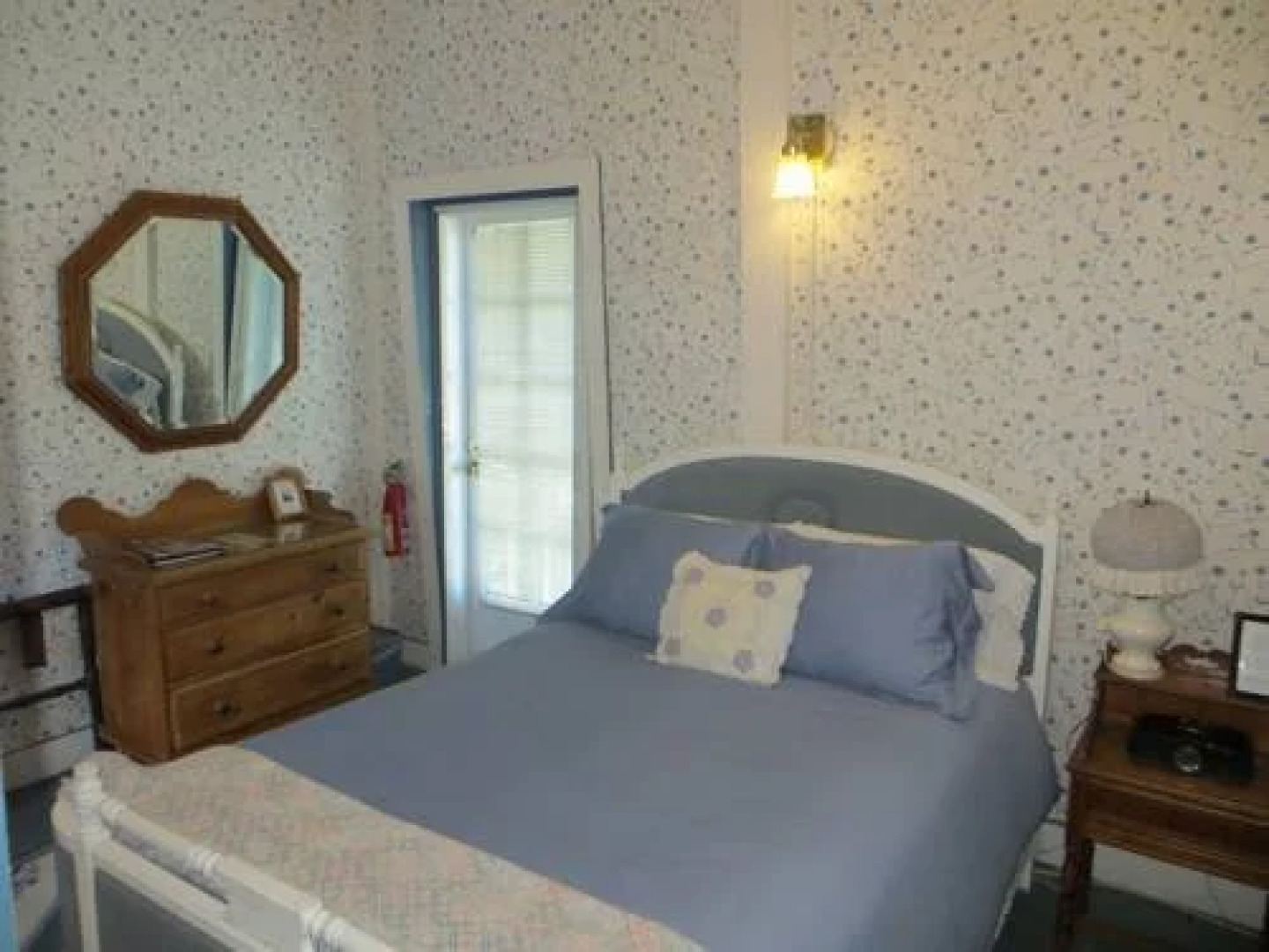 A Victorian Garden Inn