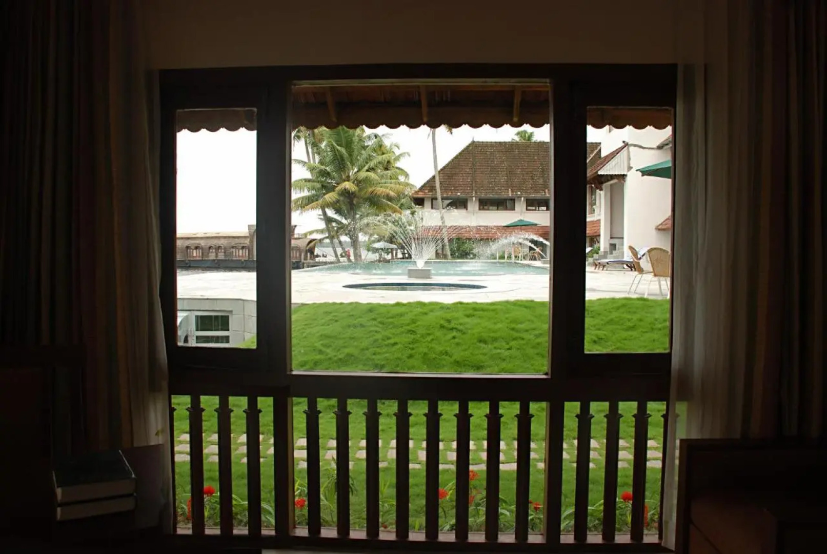 Lemon Tree Vembanad Lake Resort, Kerala