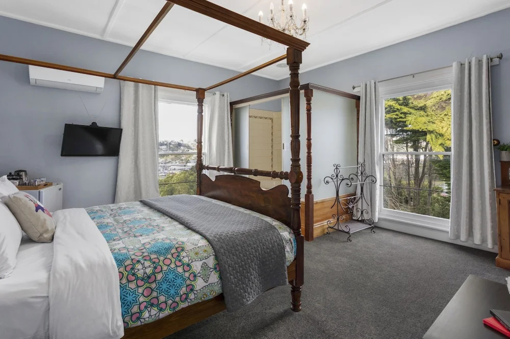 Отель The Dragonfly Inn