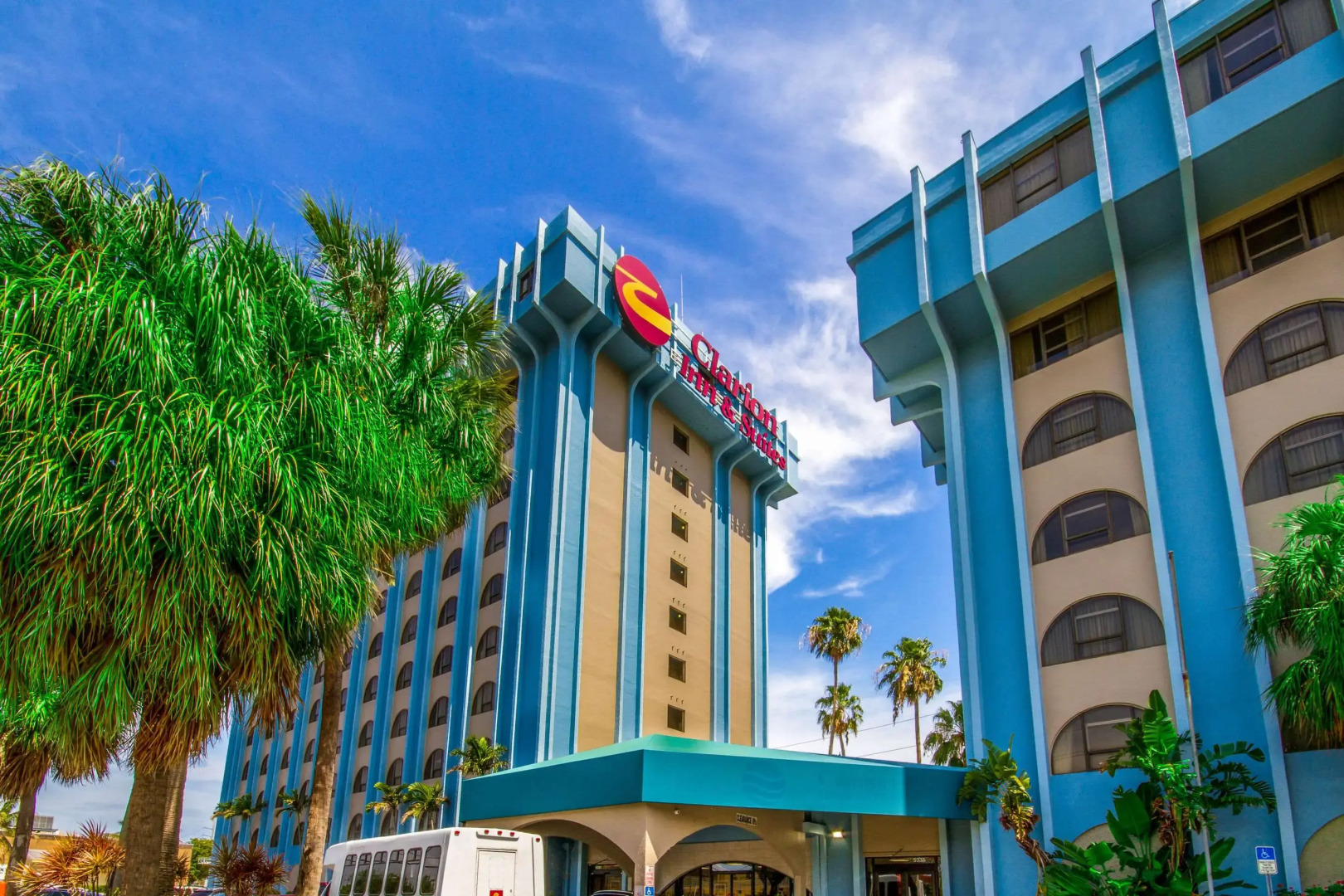 Clarion Inn & Suites Miami International Airport
