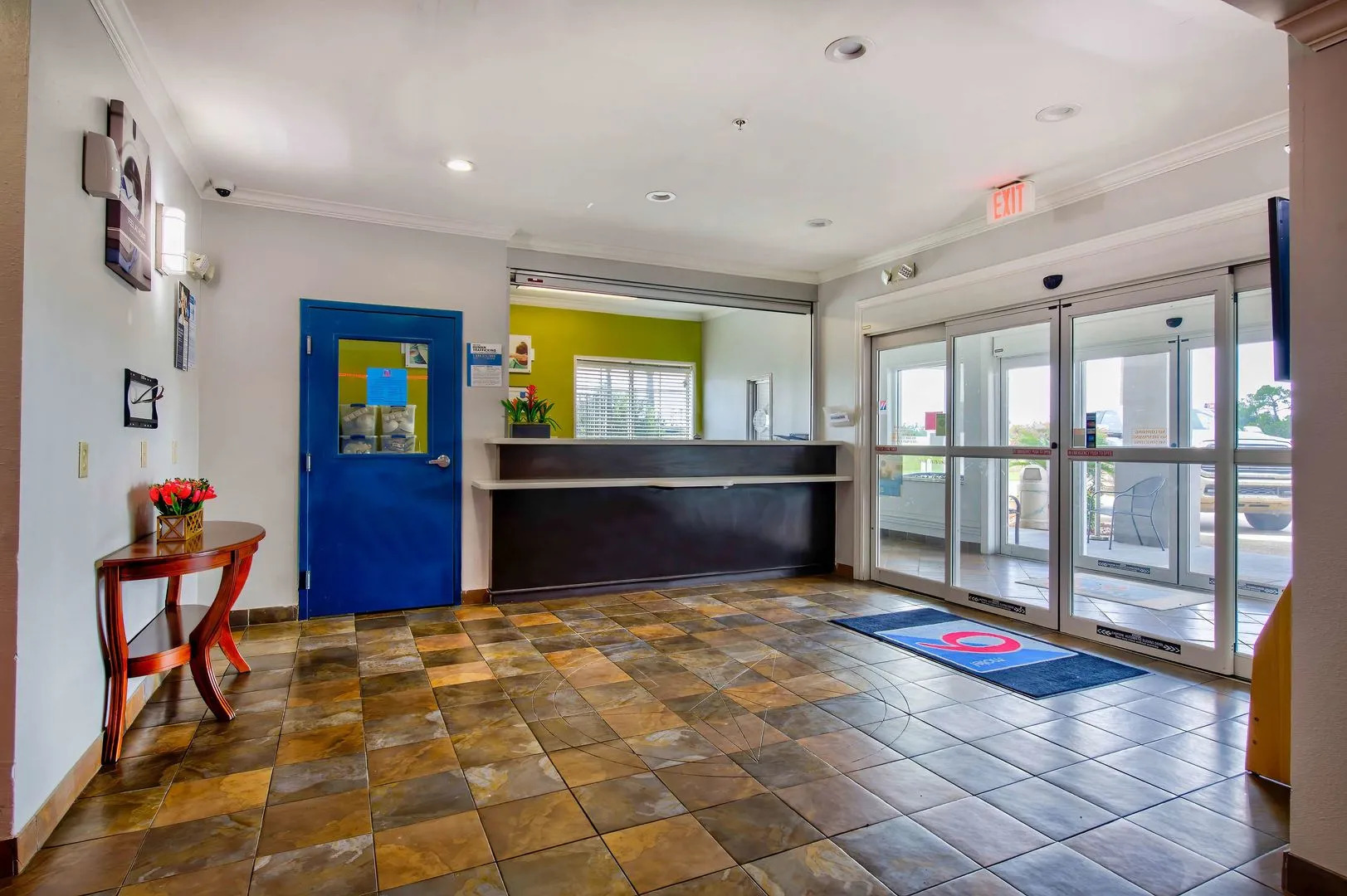 OYO Townhouse Sulphur, LA Extended Stay