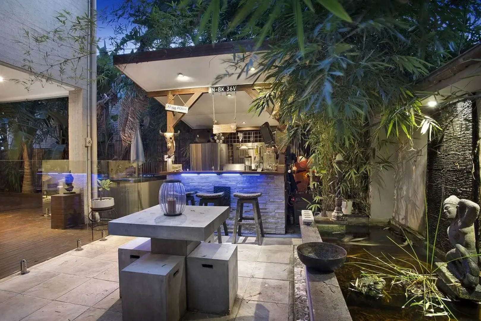 Resort Style Home near Airport & CBD