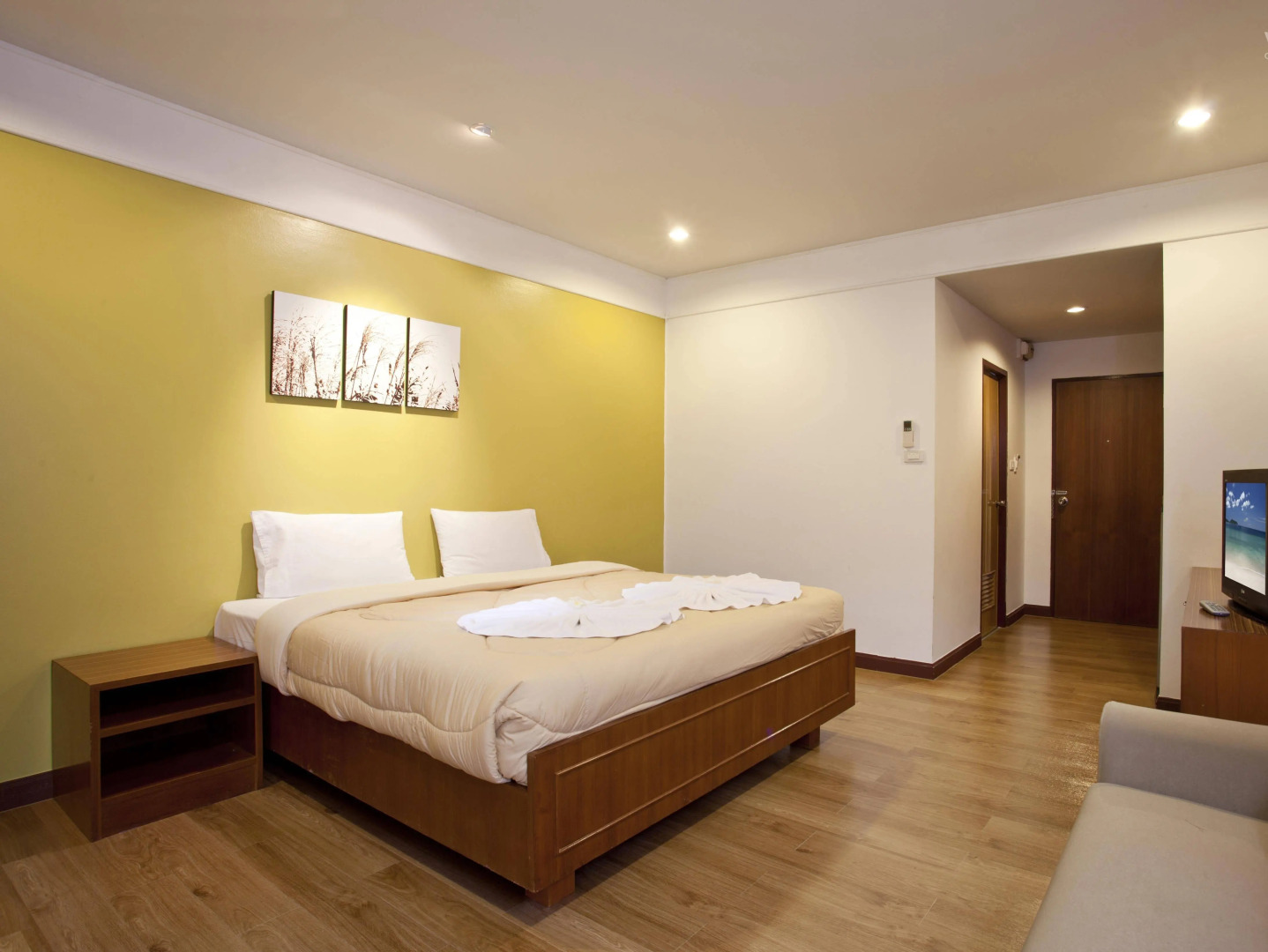 Pattra Mansion by AKSARA Collection