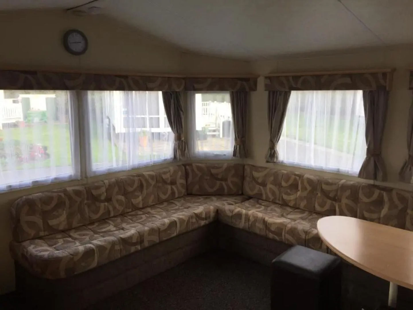 10 Berth 4 Bedroom Butlins Caravan
