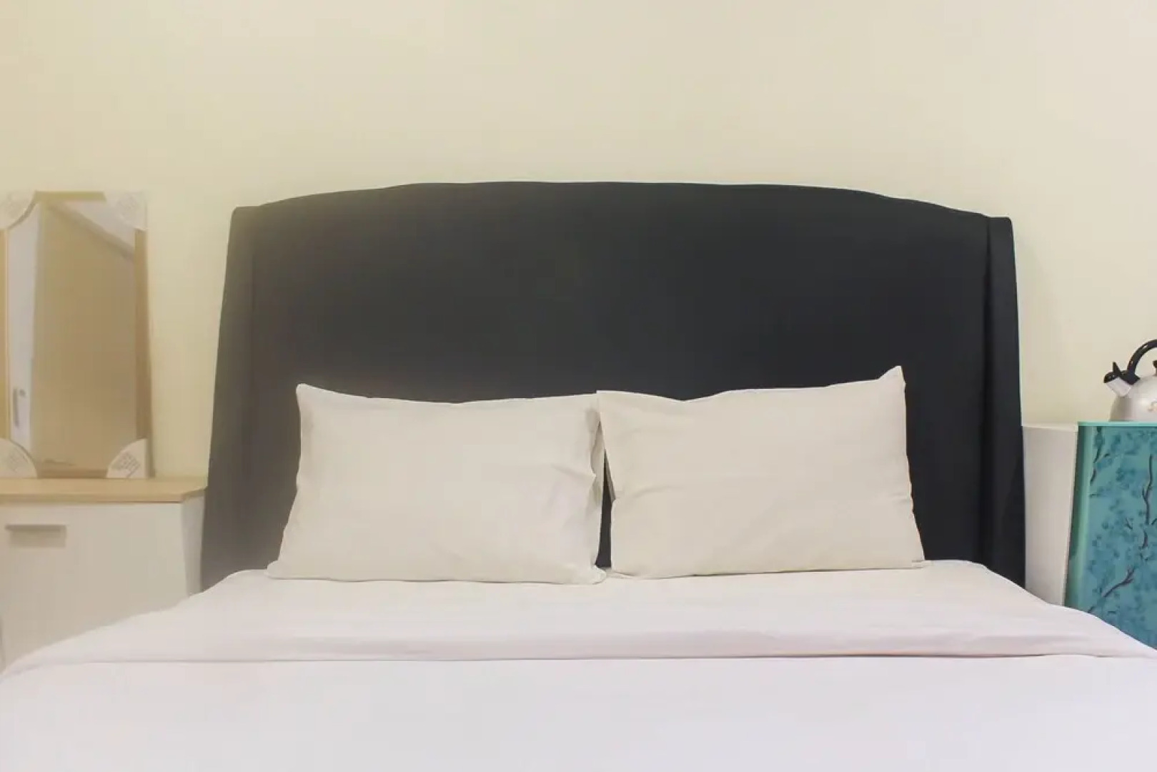 Comfort 1Br At Meikarta Apartment