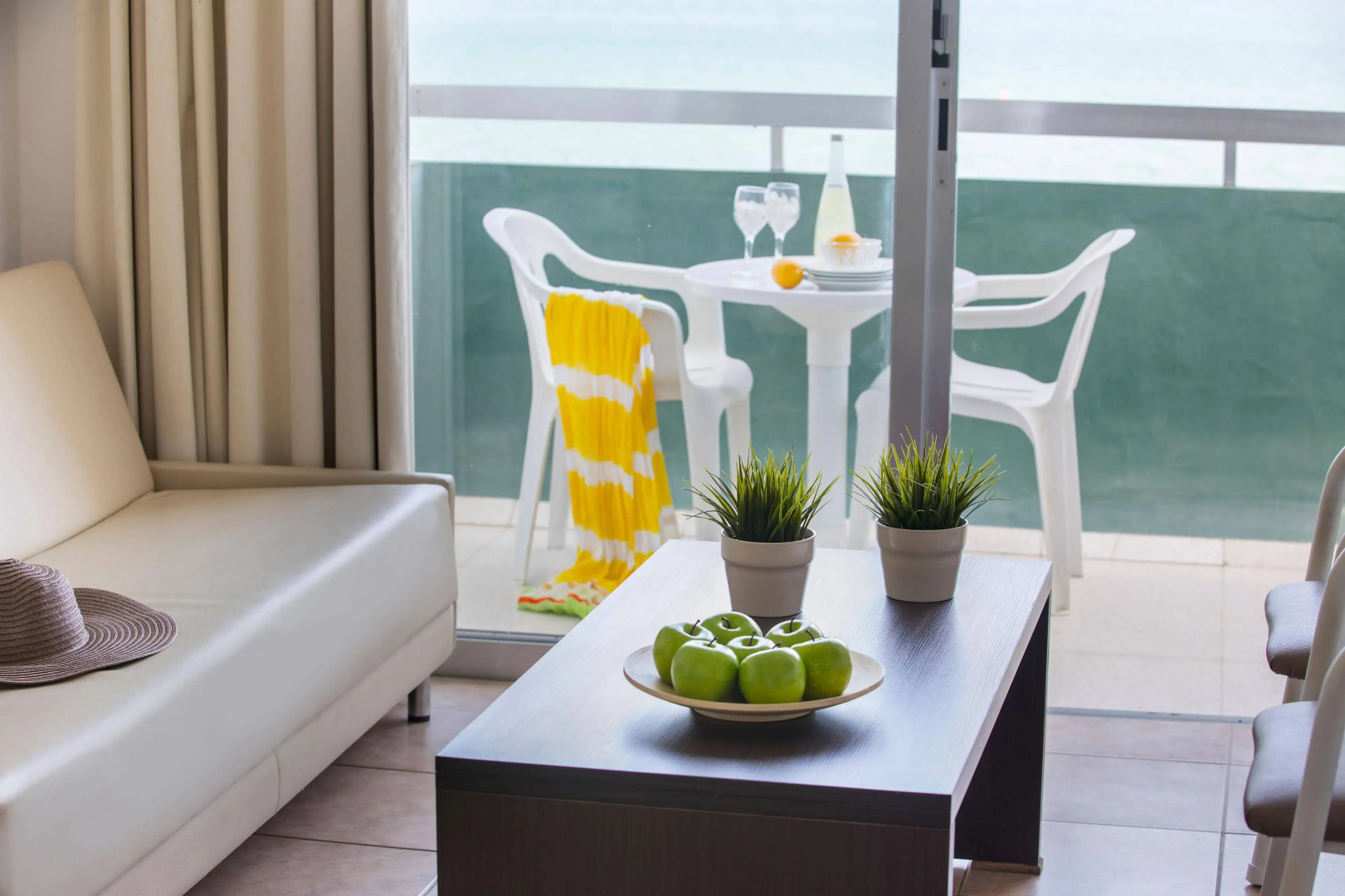 Costantiana Beach Hotel Apartments