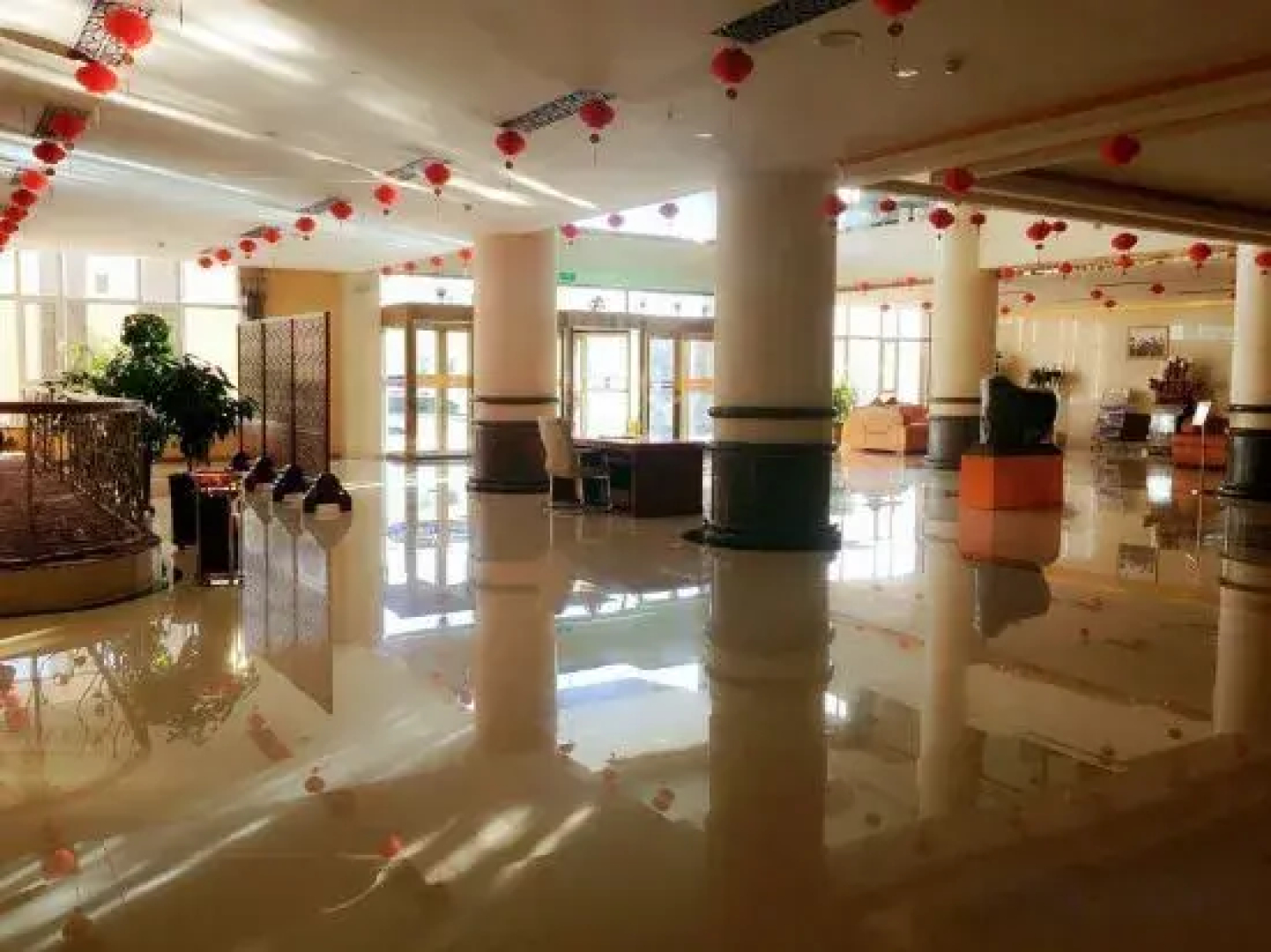 Golden World International Hotel