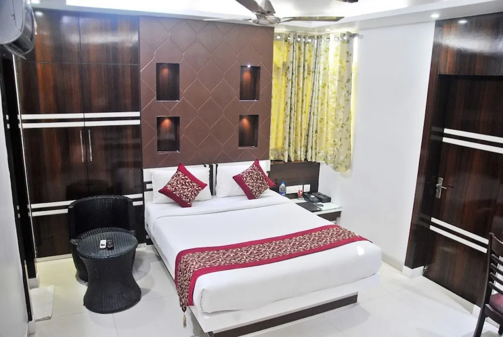 Hotel FrontLine Residency Patna