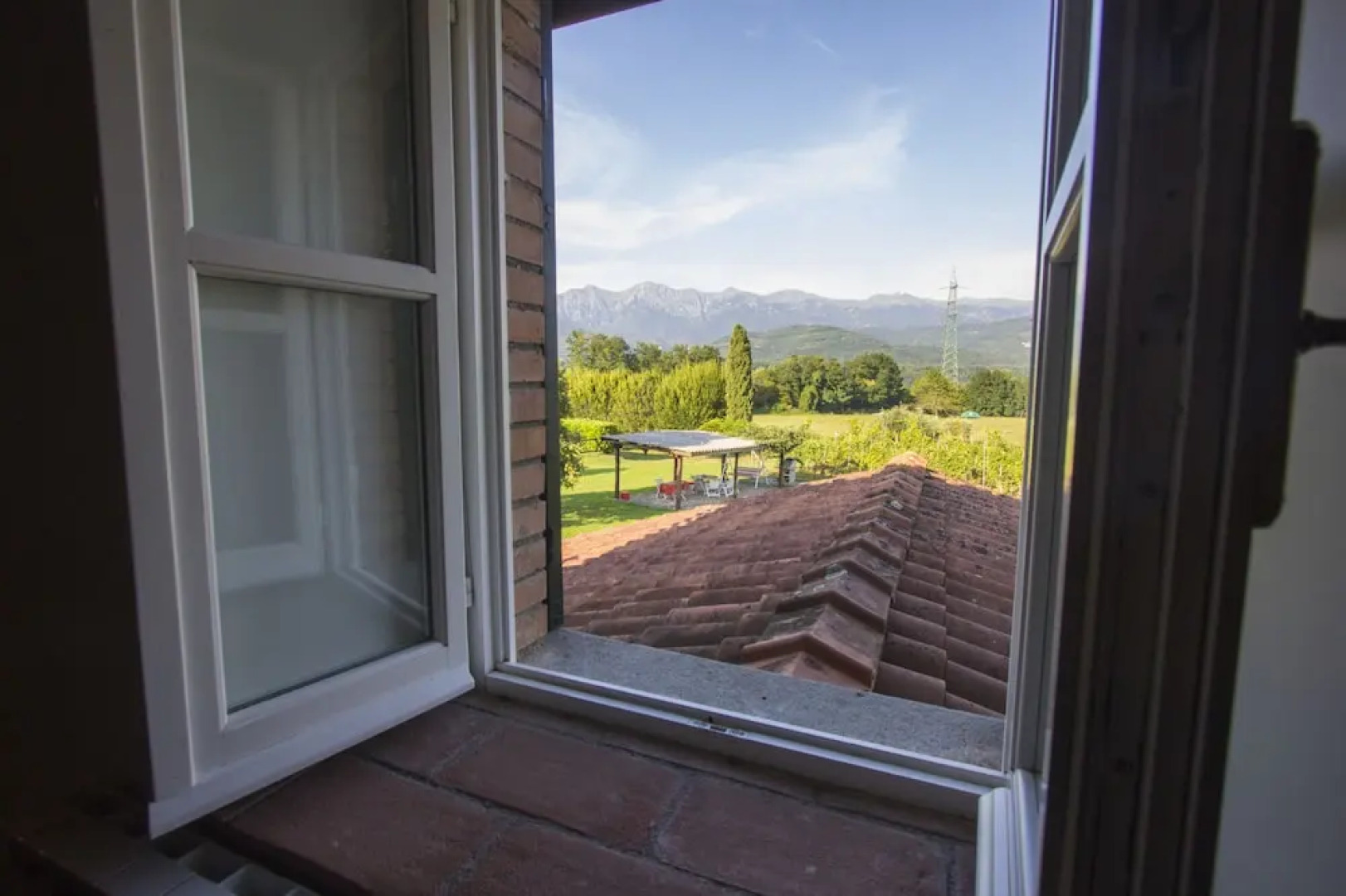 Coriana Apartments & Villas