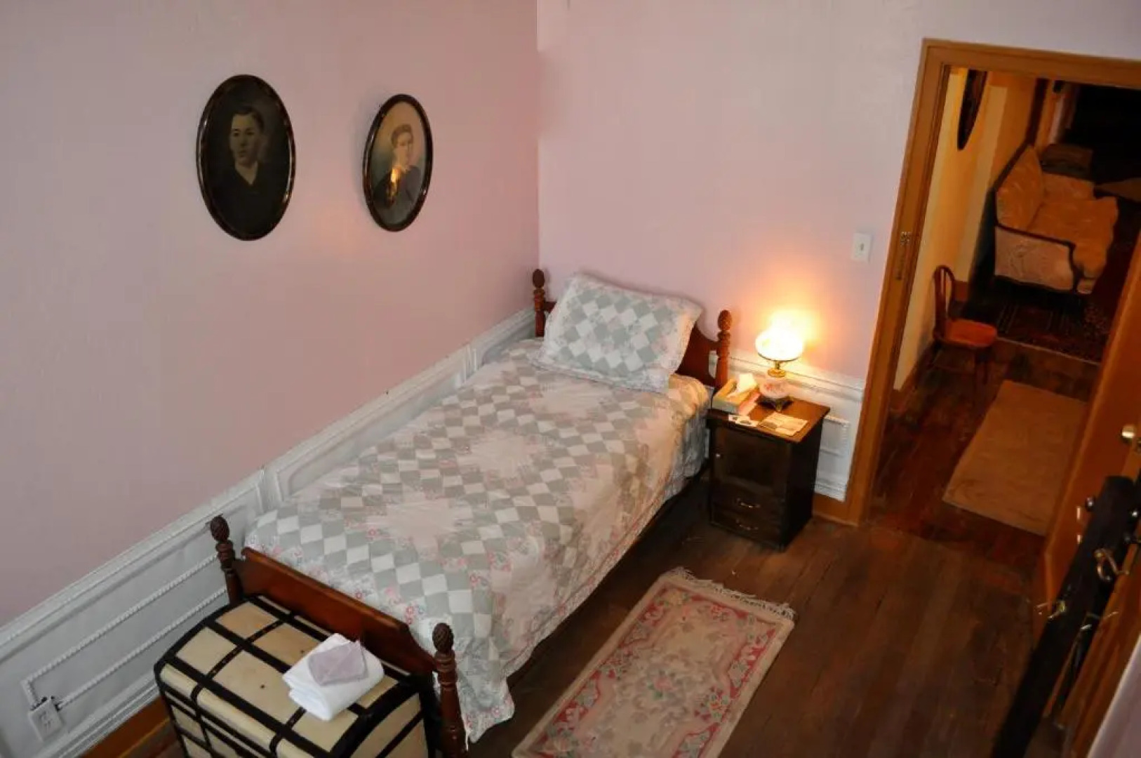 Historic Grand Canyon Hotel