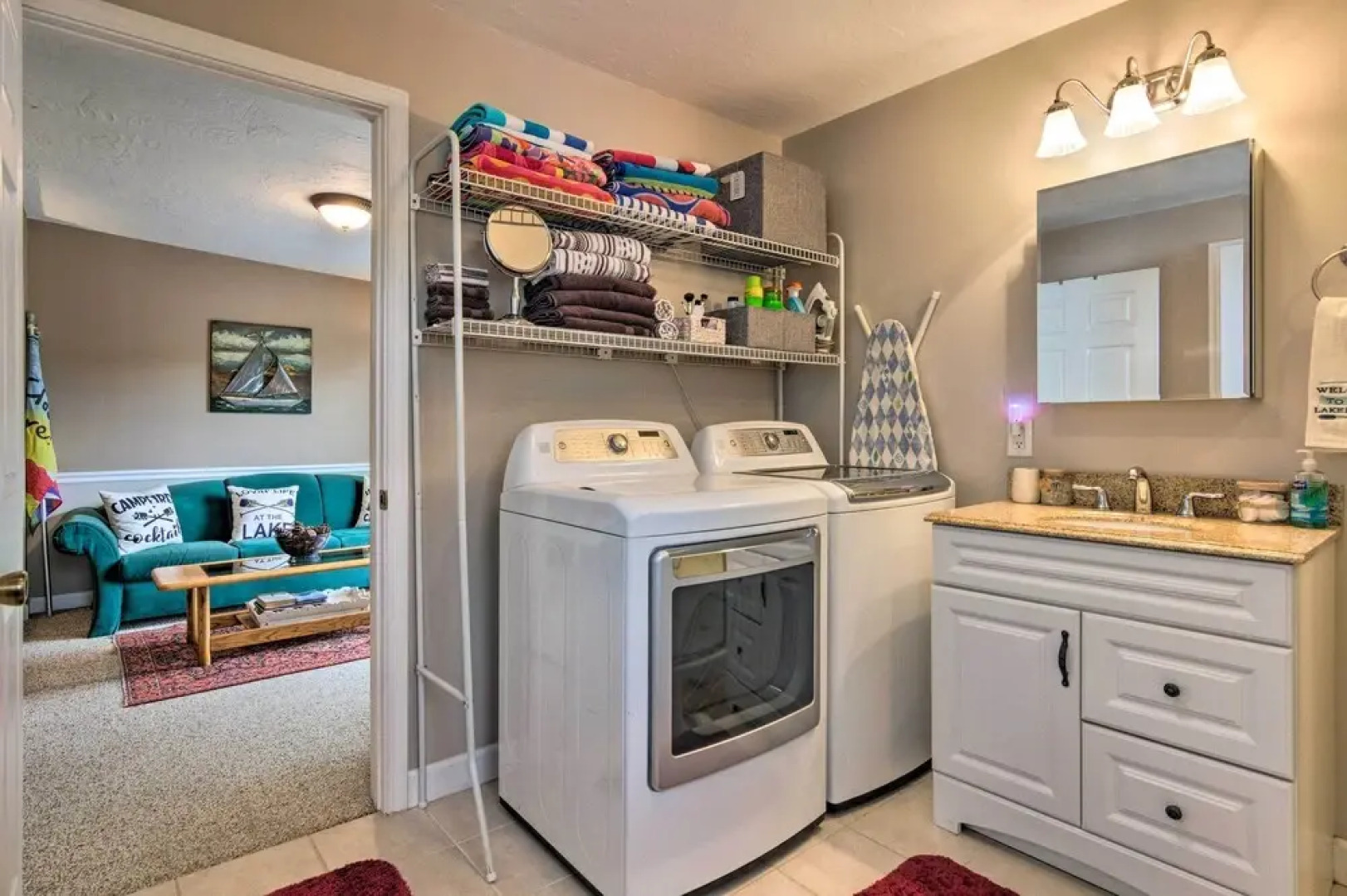 'paradise Lakehouse' in Hickory w/ Dock & Views!