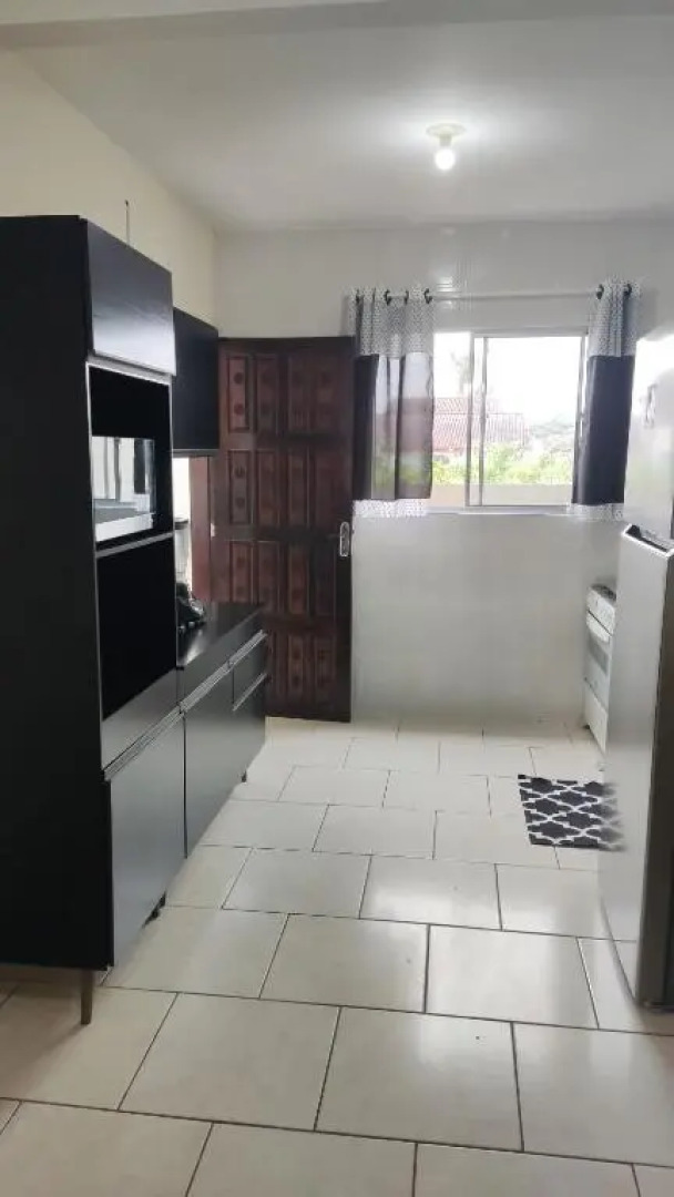 Casa Sobrado com 3 quartos em matinhos