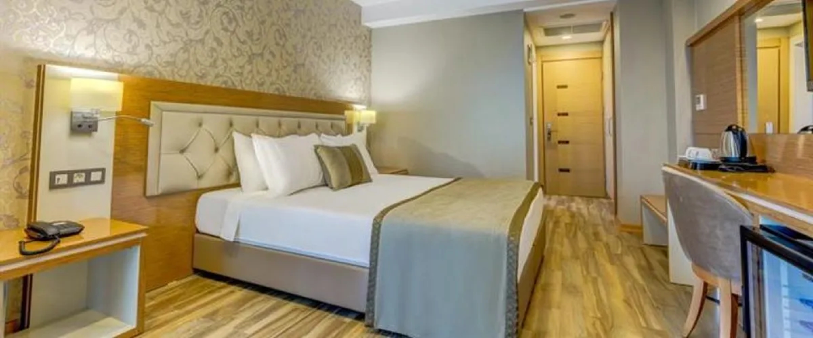 Kaynesia Hotel