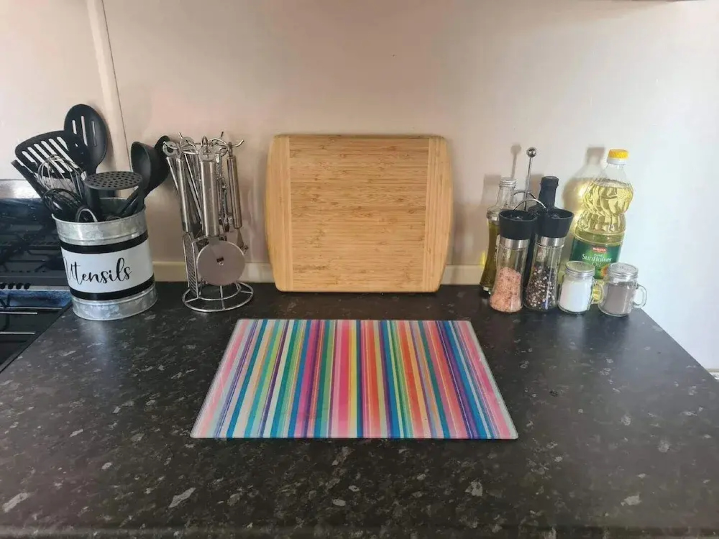 2 Bed Lodge - Sleeps 5 - Parking - Pets - Wifi