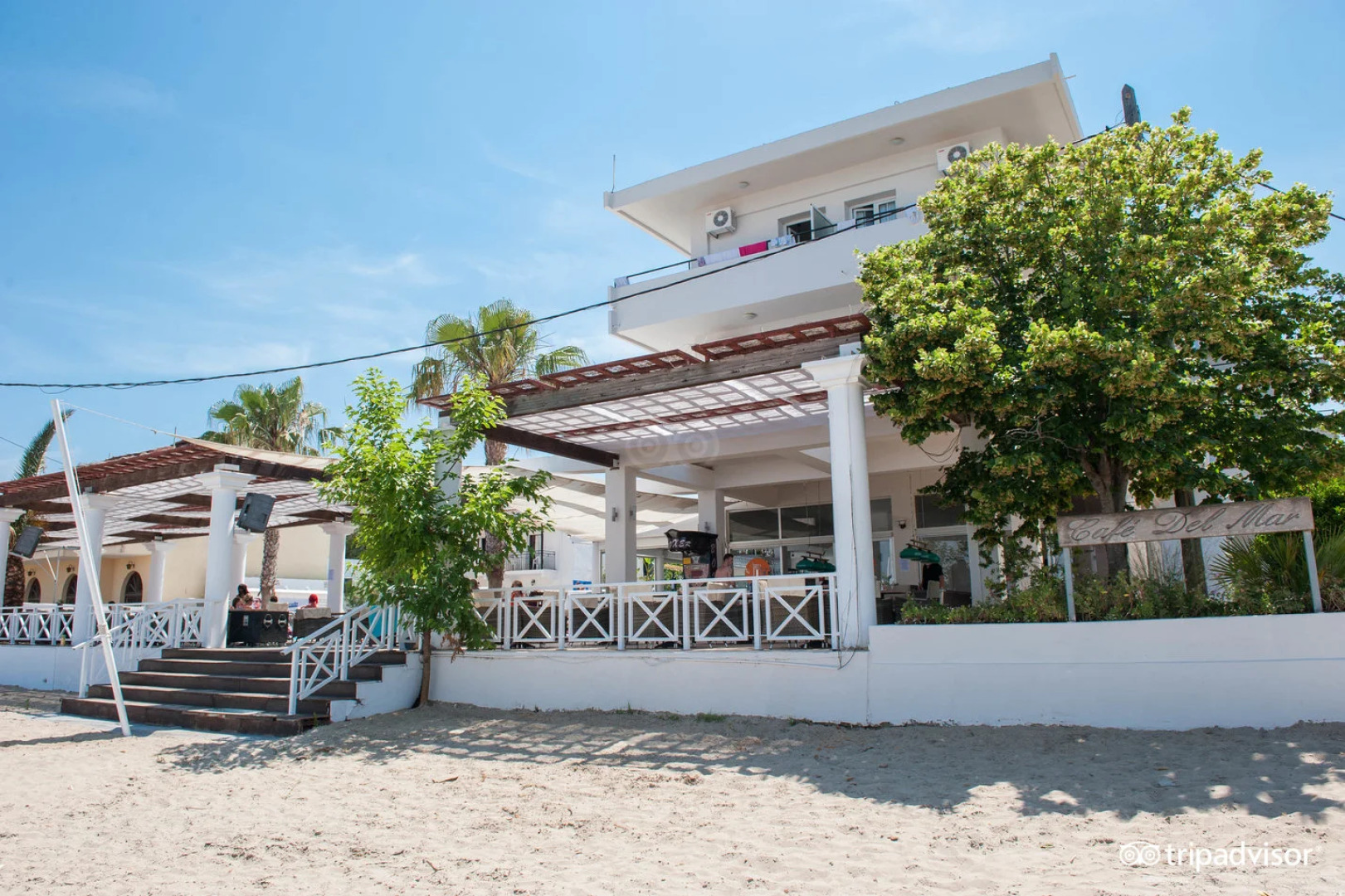 Отель Quayside Village Hotel — Adults Only