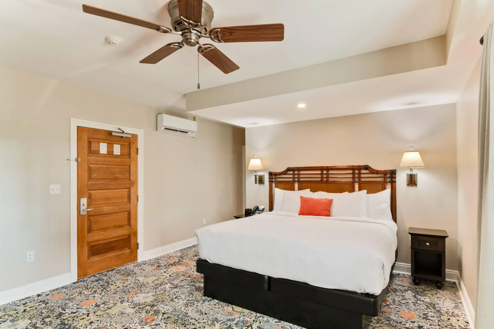 The Port Inn and Cottages, an Ascend Collection Hotel