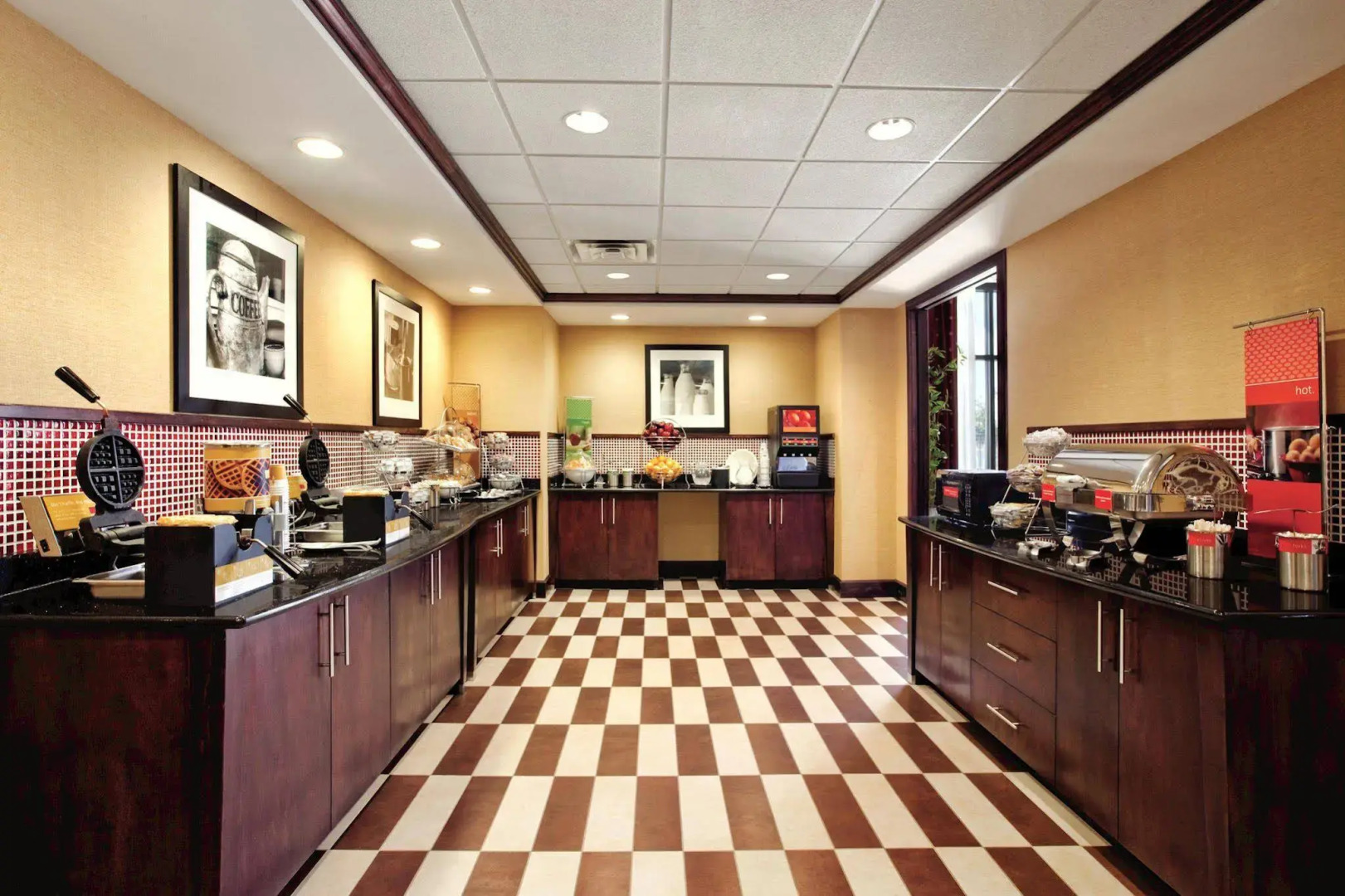 Hampton Inn & Suites Millington