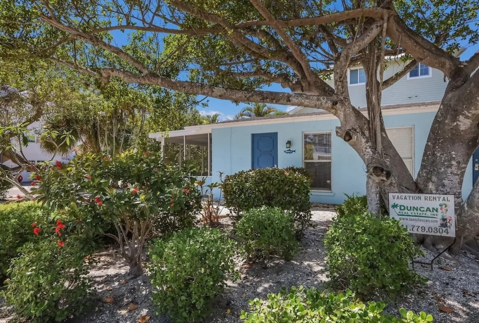 Minnow 1 1 Bedroom Cottage by RedAwning