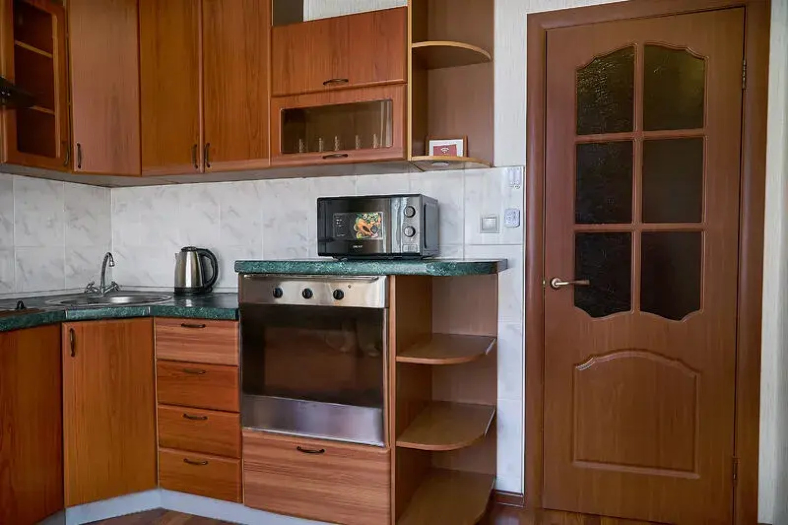 Pyat Zvezd  na ul. Pervomayskaya, d. 22