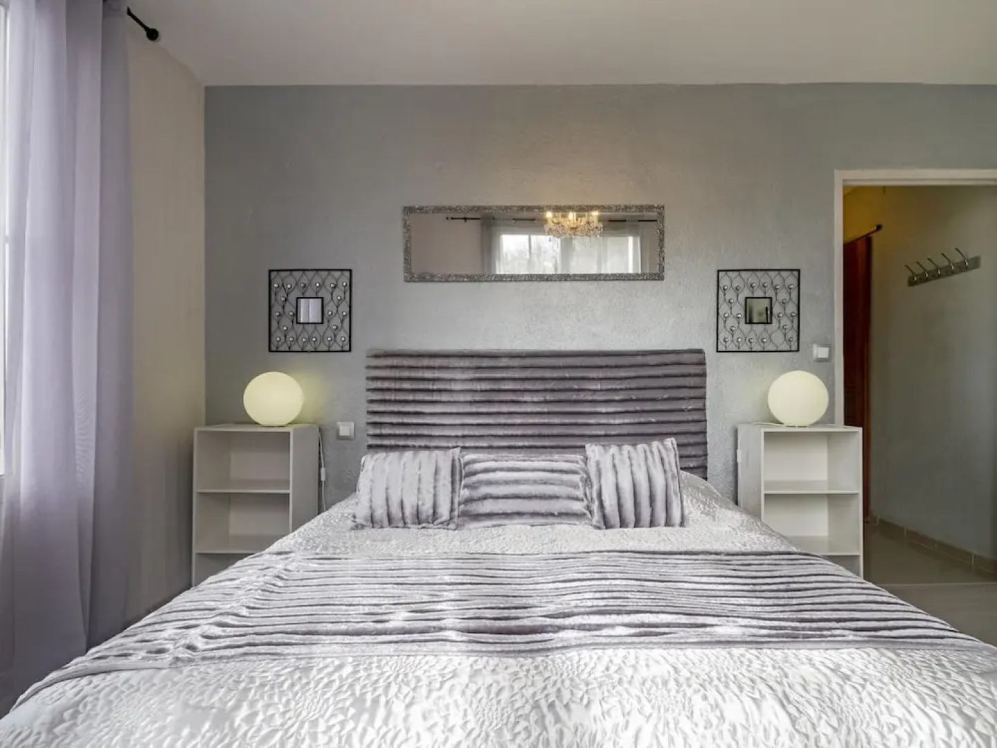 Enticing Holiday Home in Tulle with Garden