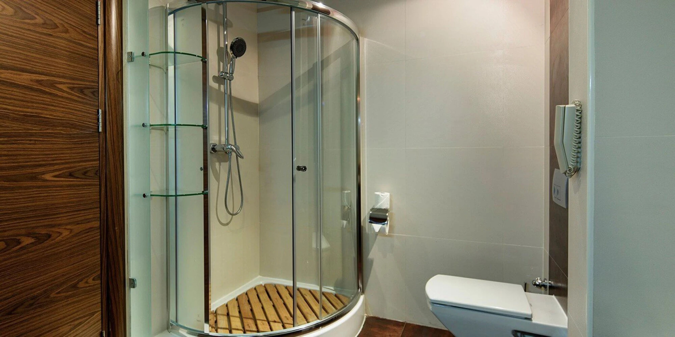 Noah's Ark Deluxe Hotel & Spa