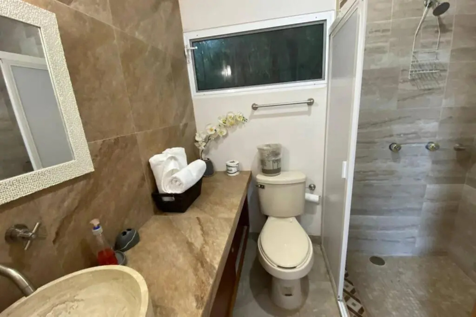 Chacala Arrecifes 3 para 6 con Aire Acondicionado a solo 50 mts de la Playa ARF3