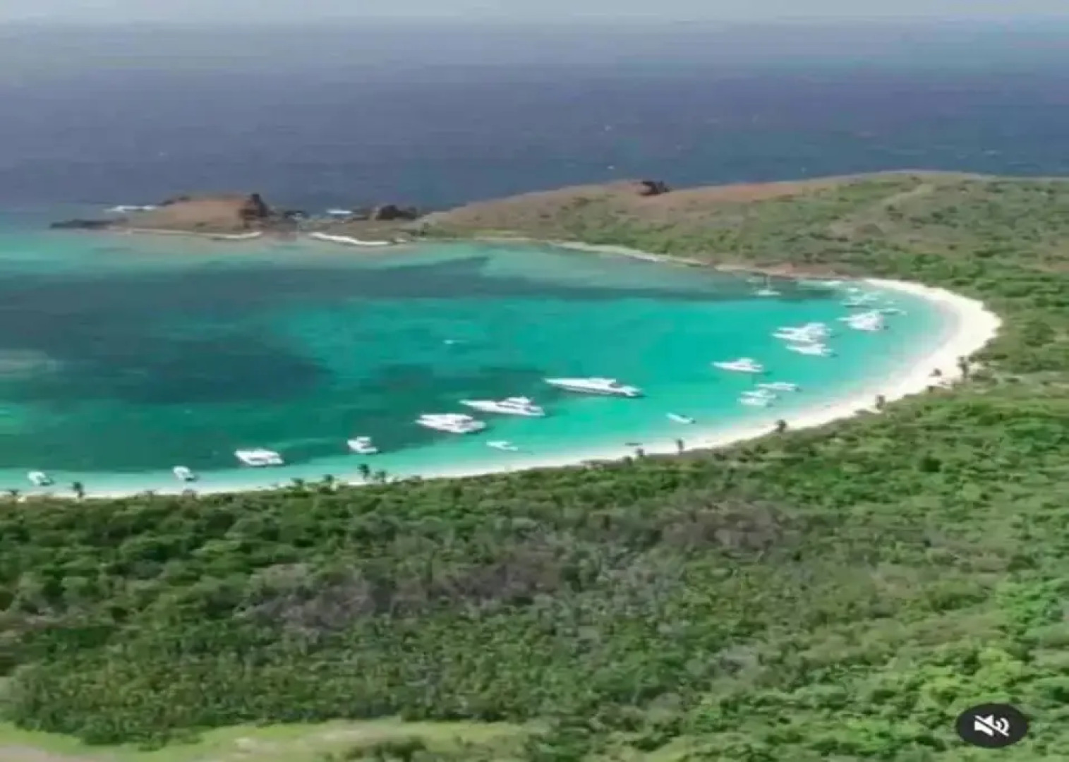 3 Bedroom Apt. close to main beaches/ attractions