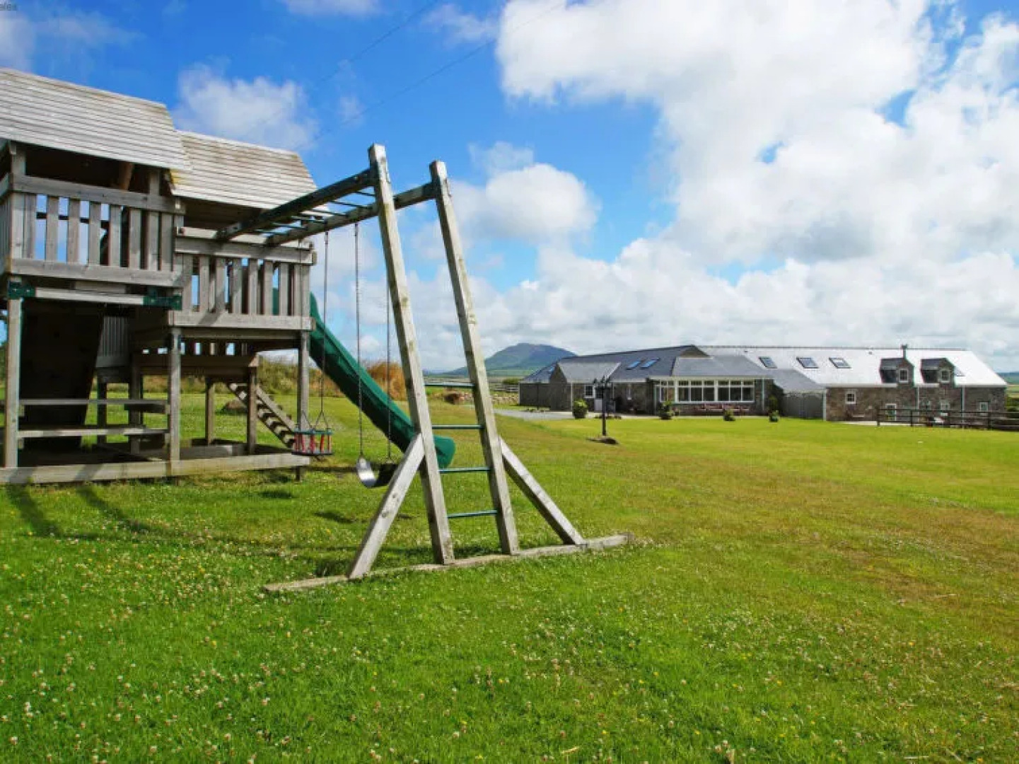 Holiday Home Bryniel