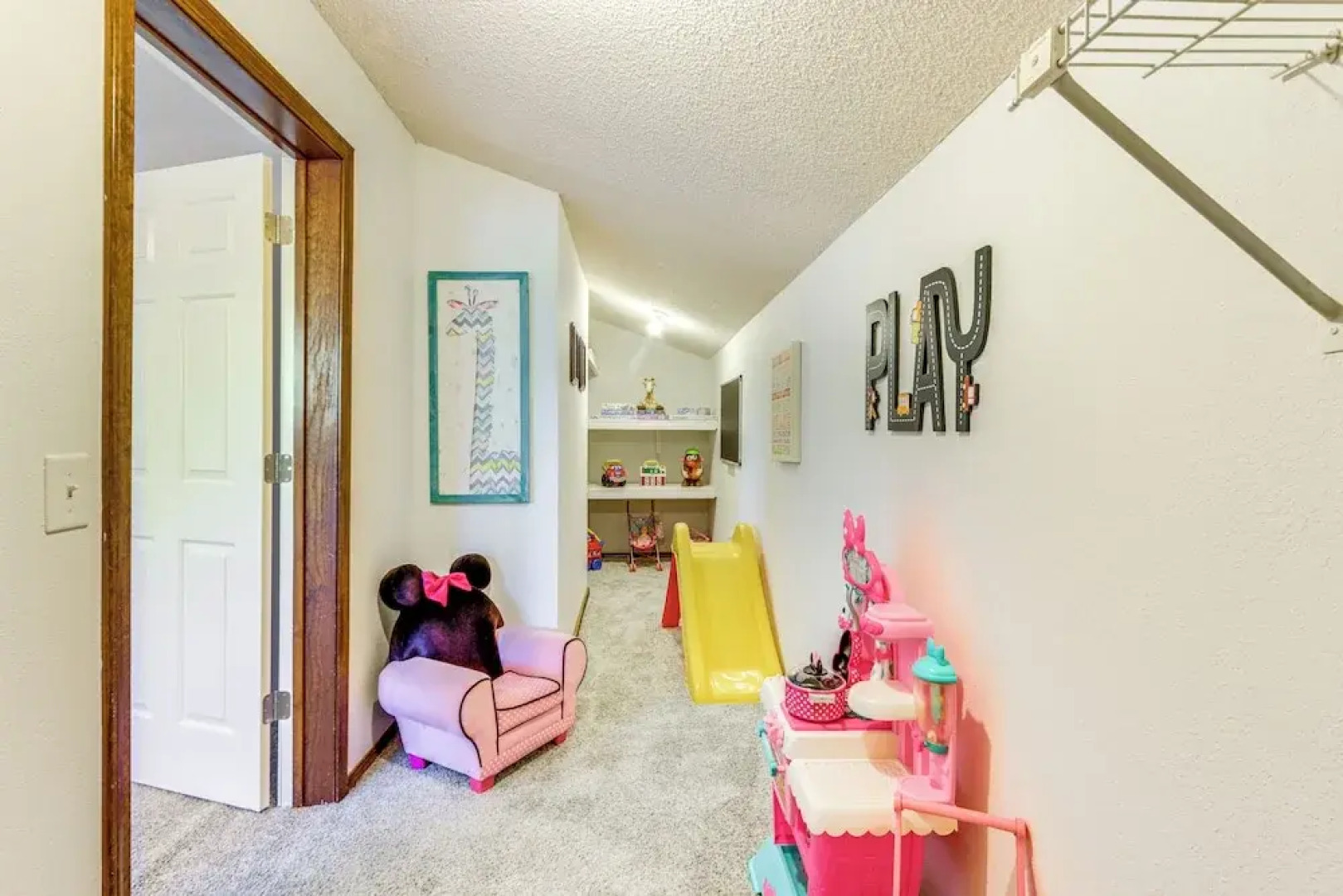 Swim & Boat Docks: Lakefront Gem in Bella Vista!