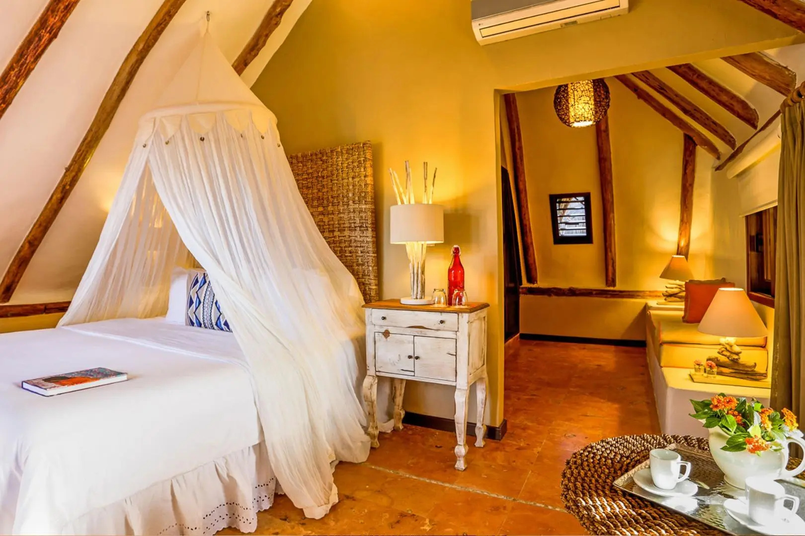 Ser Casasandra Boutique Hotel