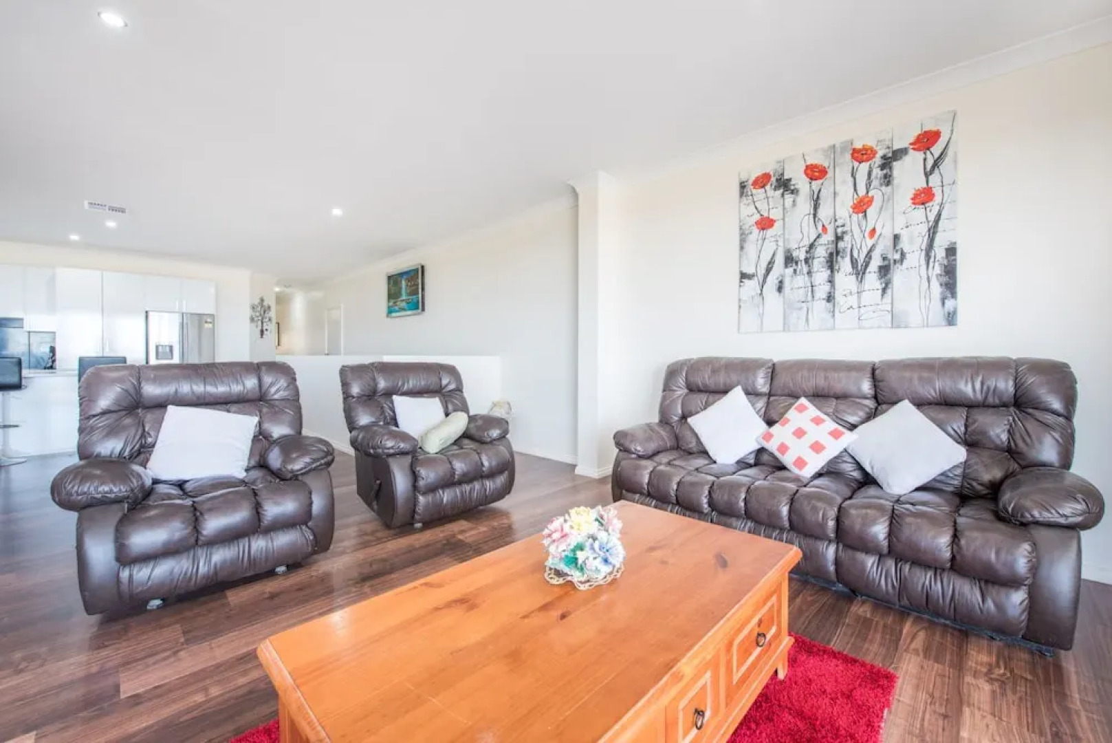 The Oasis - 6 Turnberry Drive, Links Lady Bay
